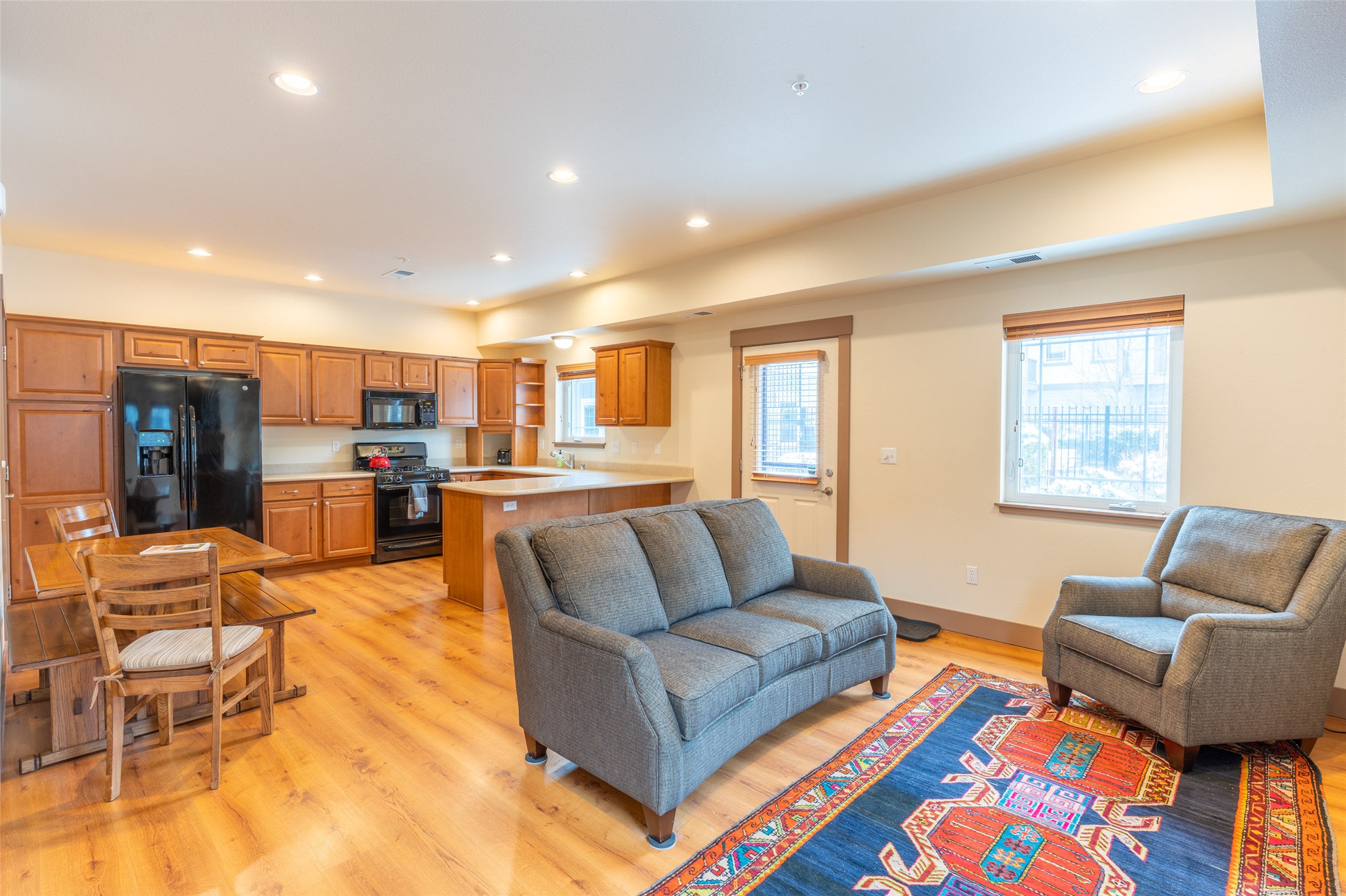 402 Sperry Court
