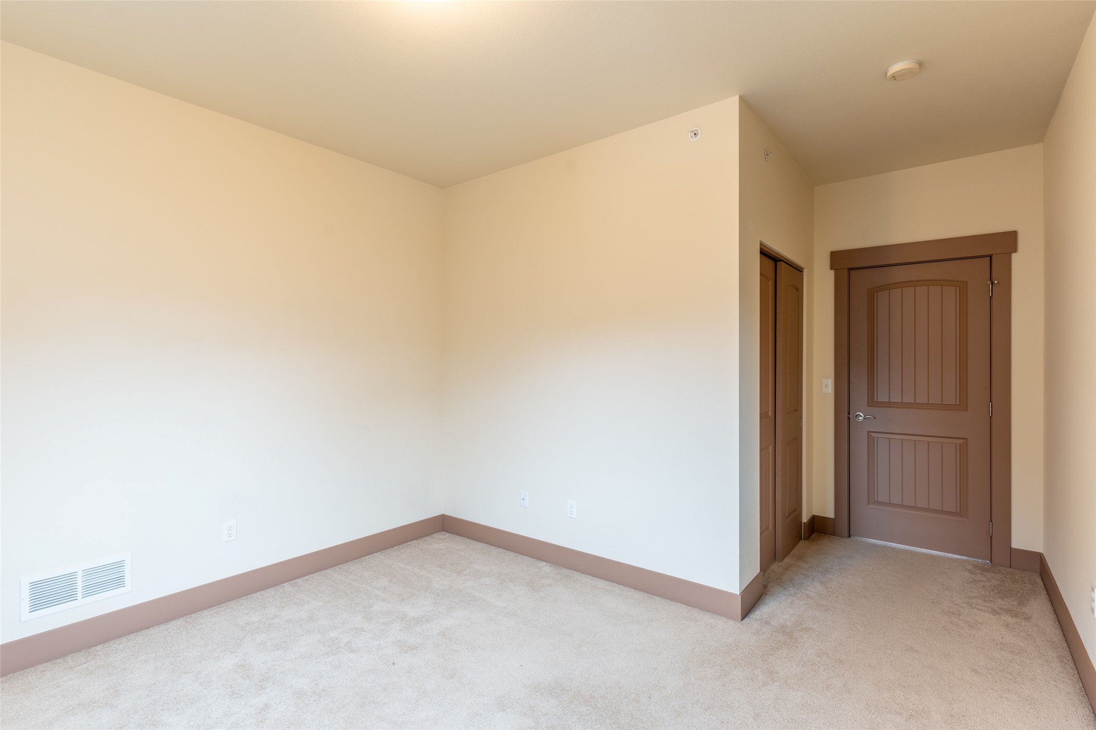 402 Sperry Court