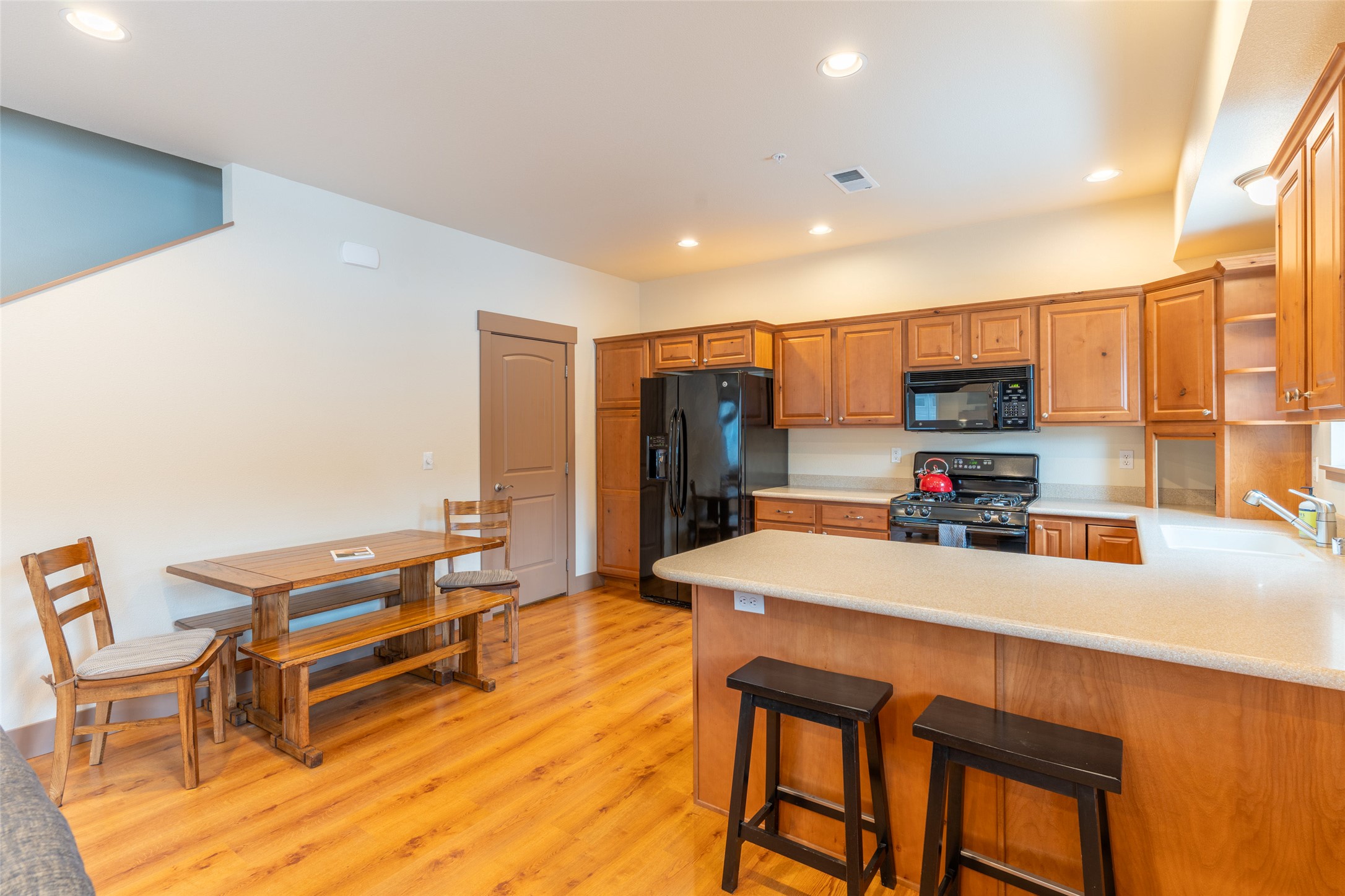 402 Sperry Court
