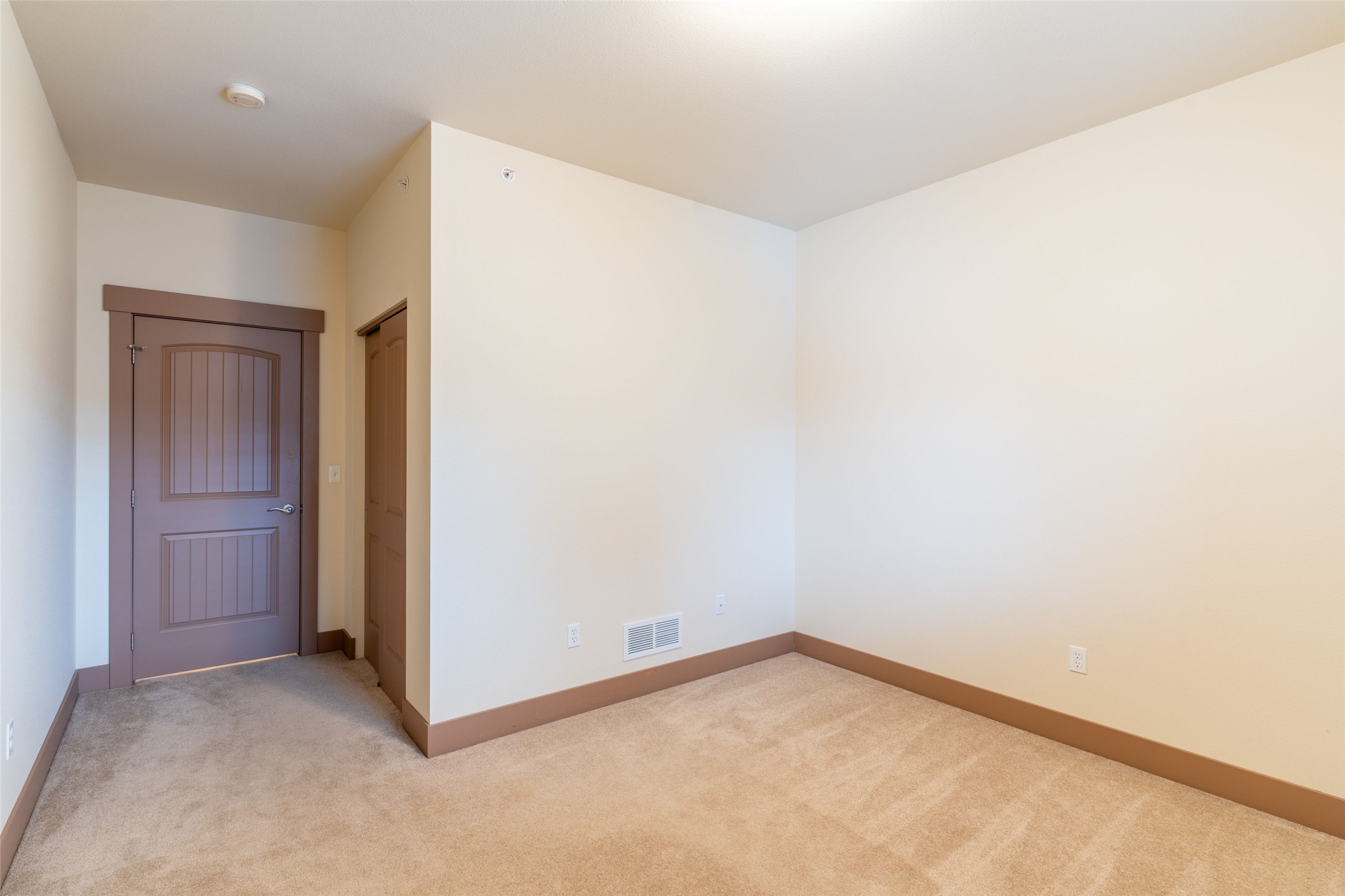 402 Sperry Court