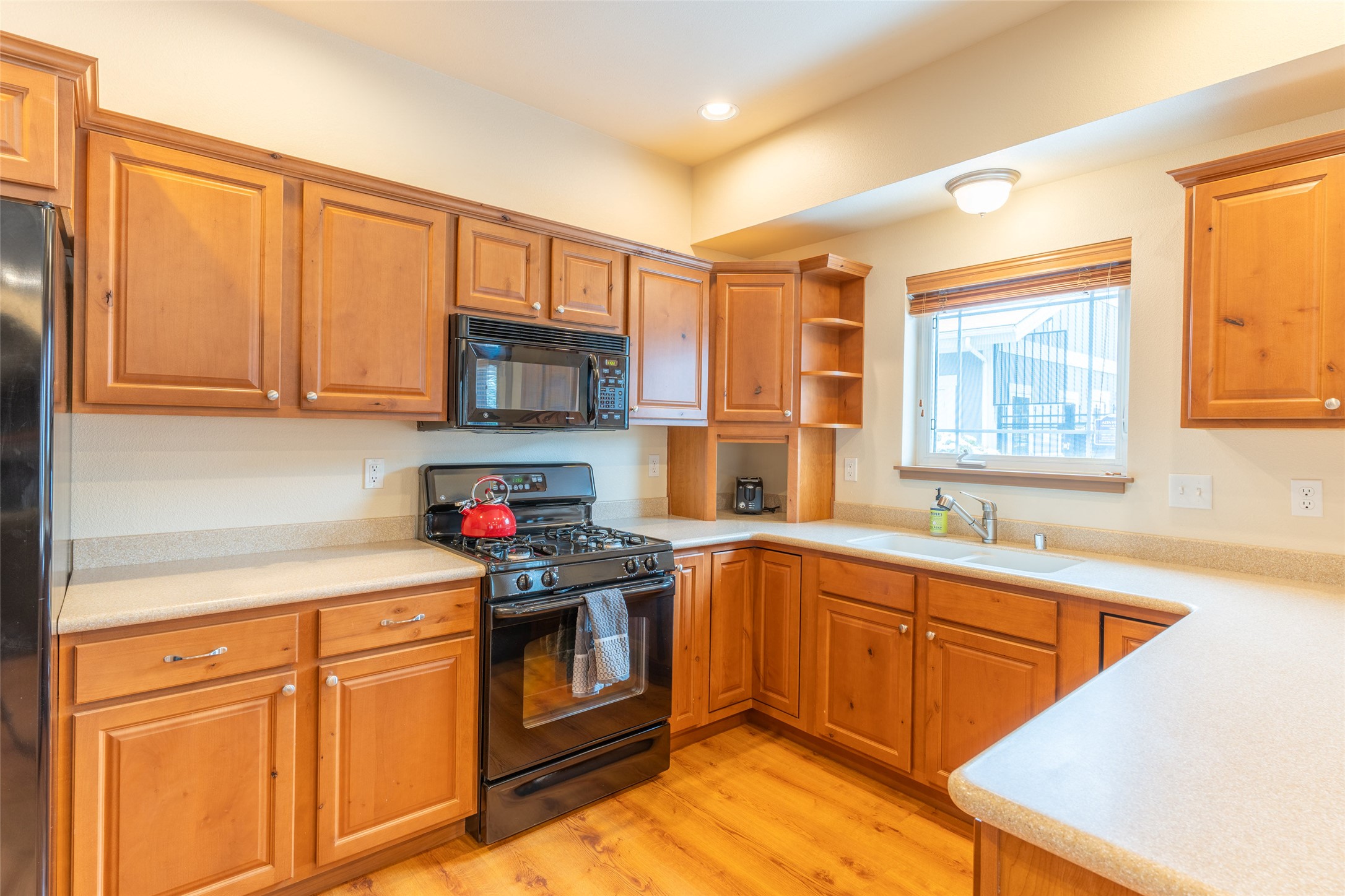 402 Sperry Court