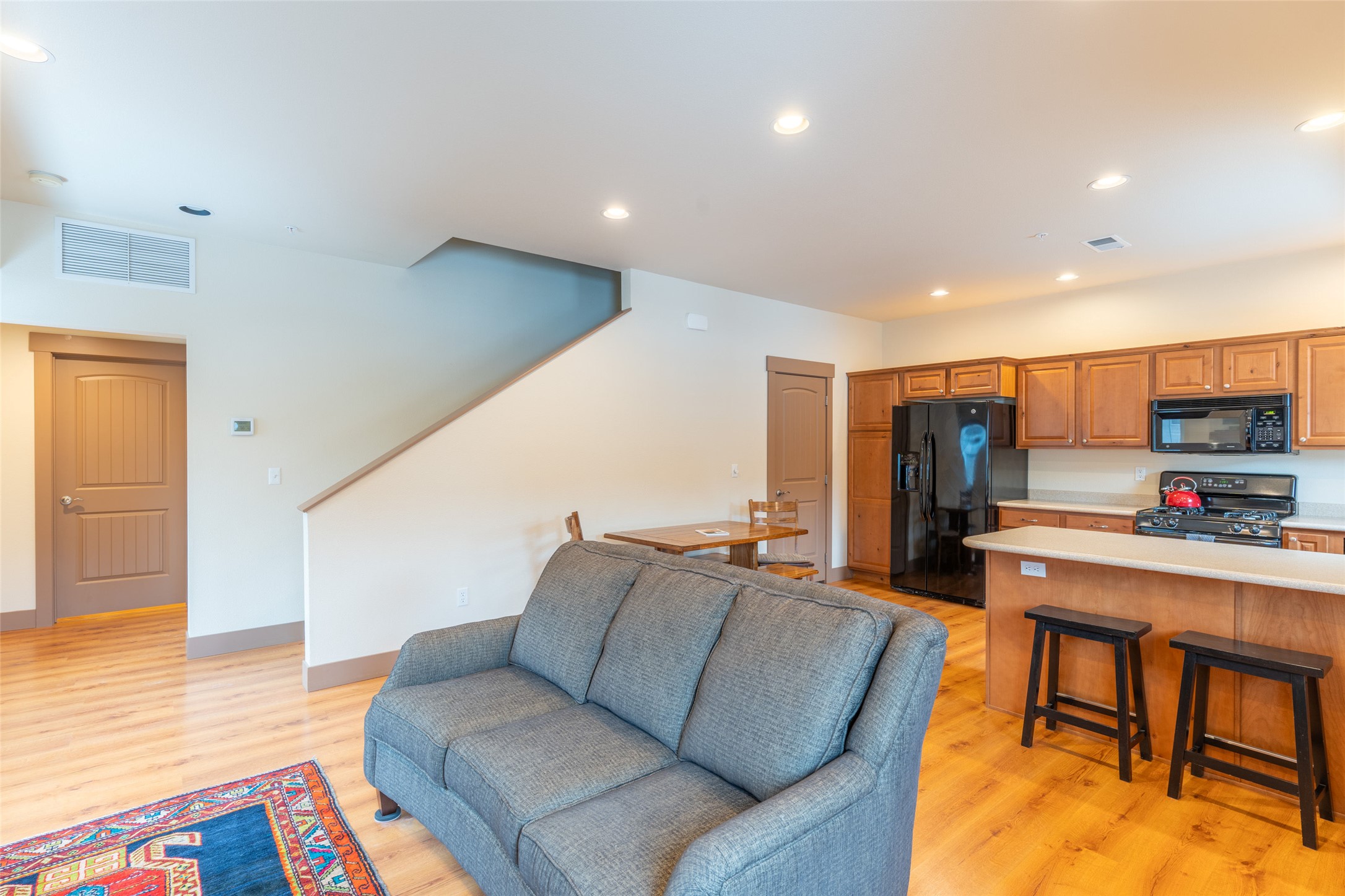 402 Sperry Court