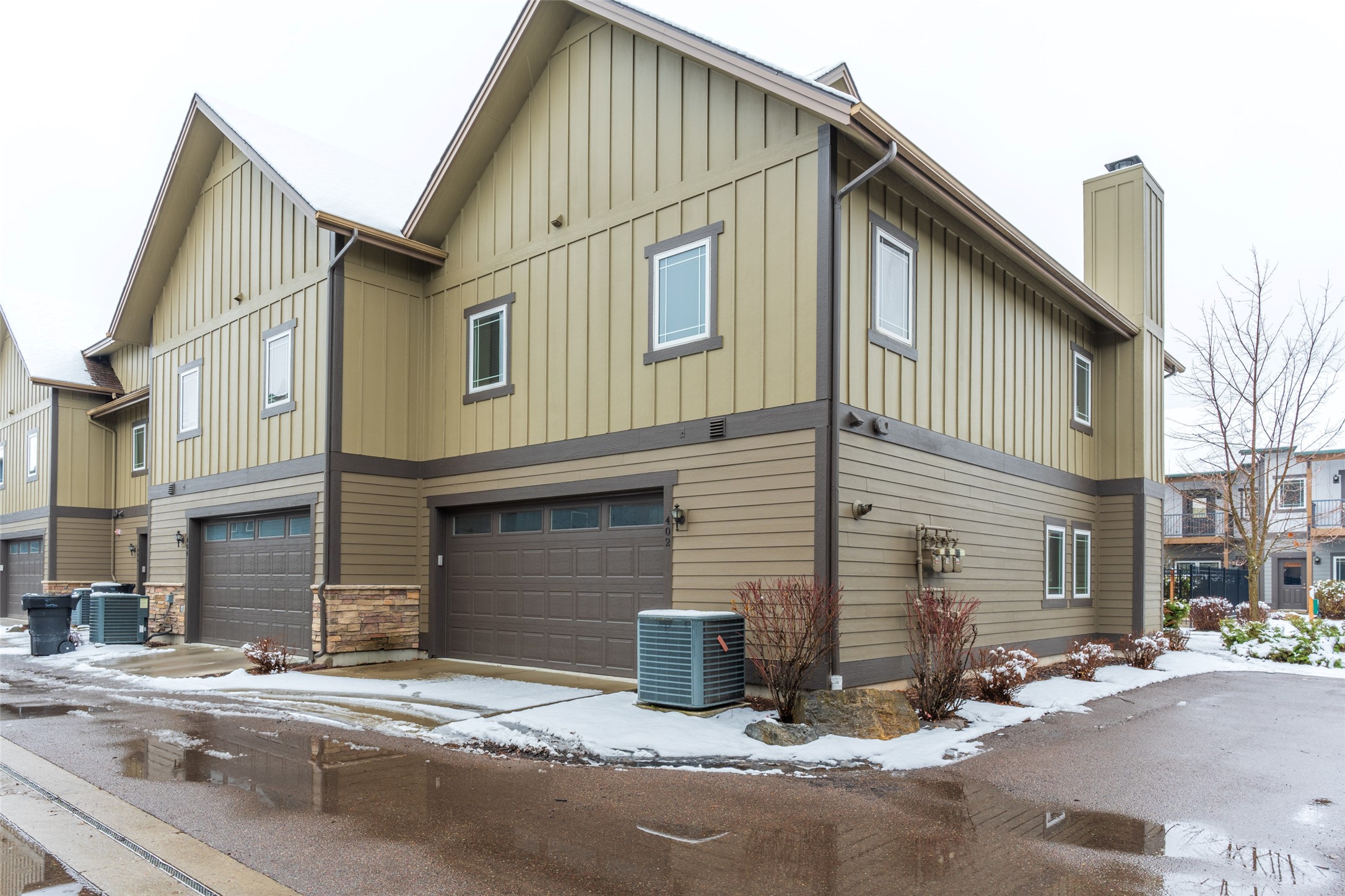 402 Sperry Court