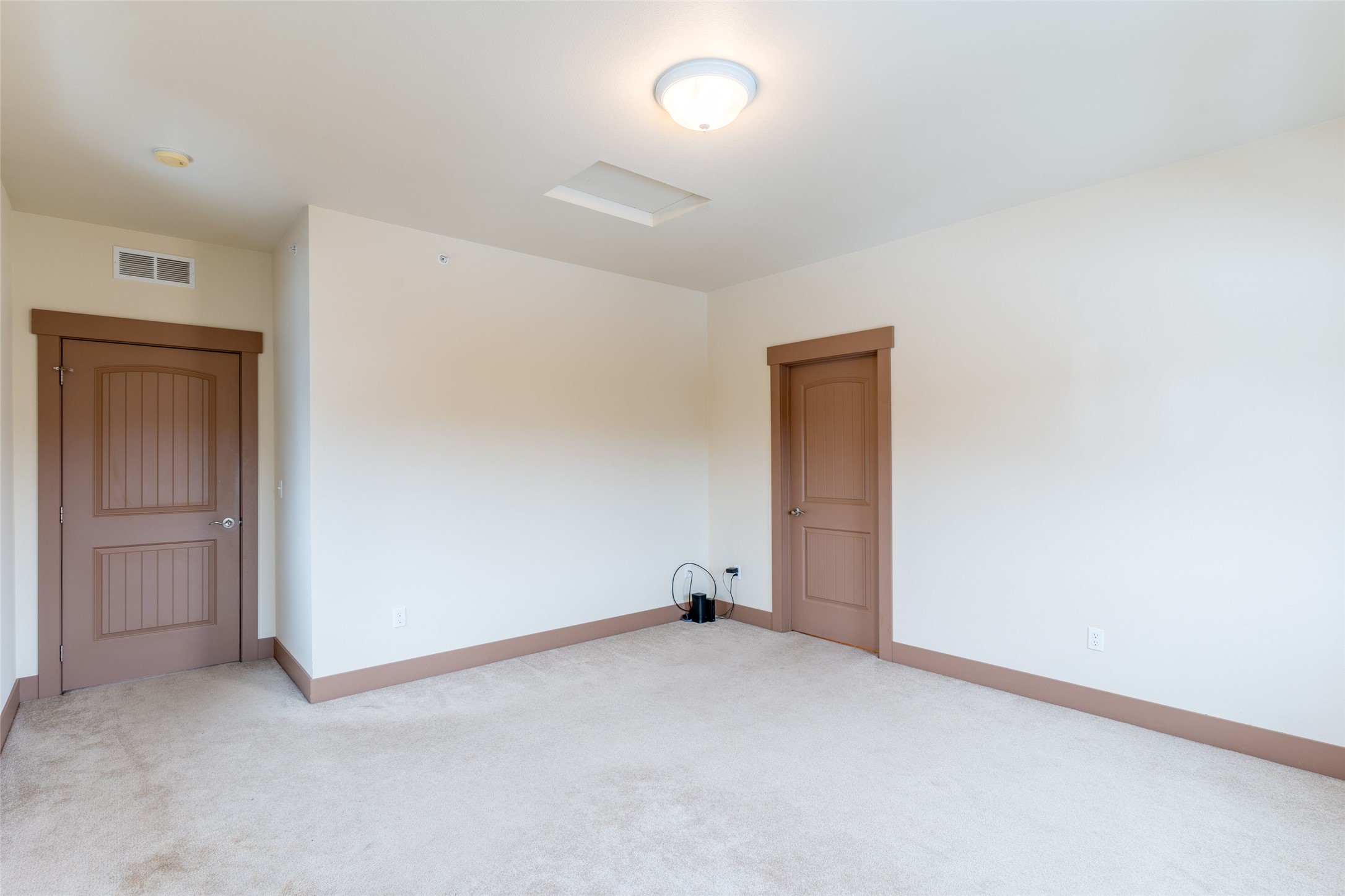 402 Sperry Court