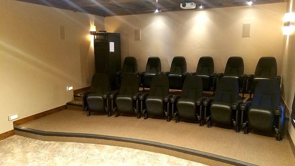 3067 River Lakes Drive