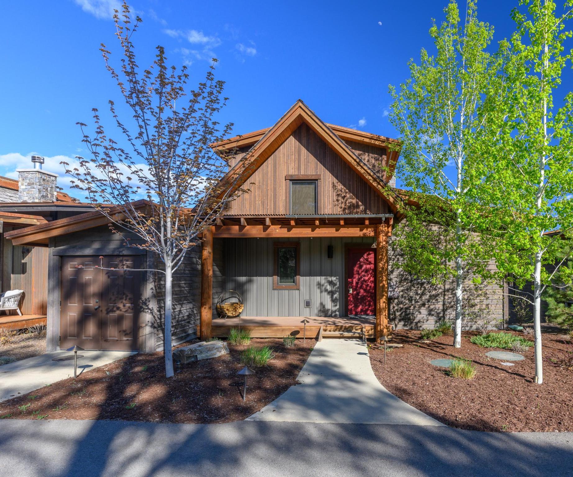 60 Cottage Lake Lane