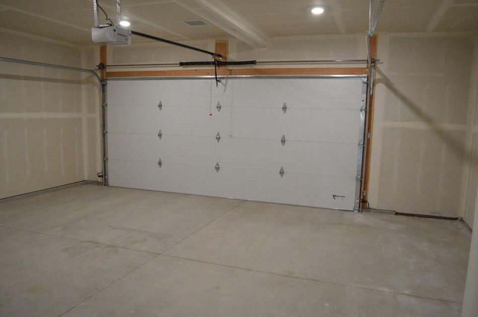 21 D Hickory Loop