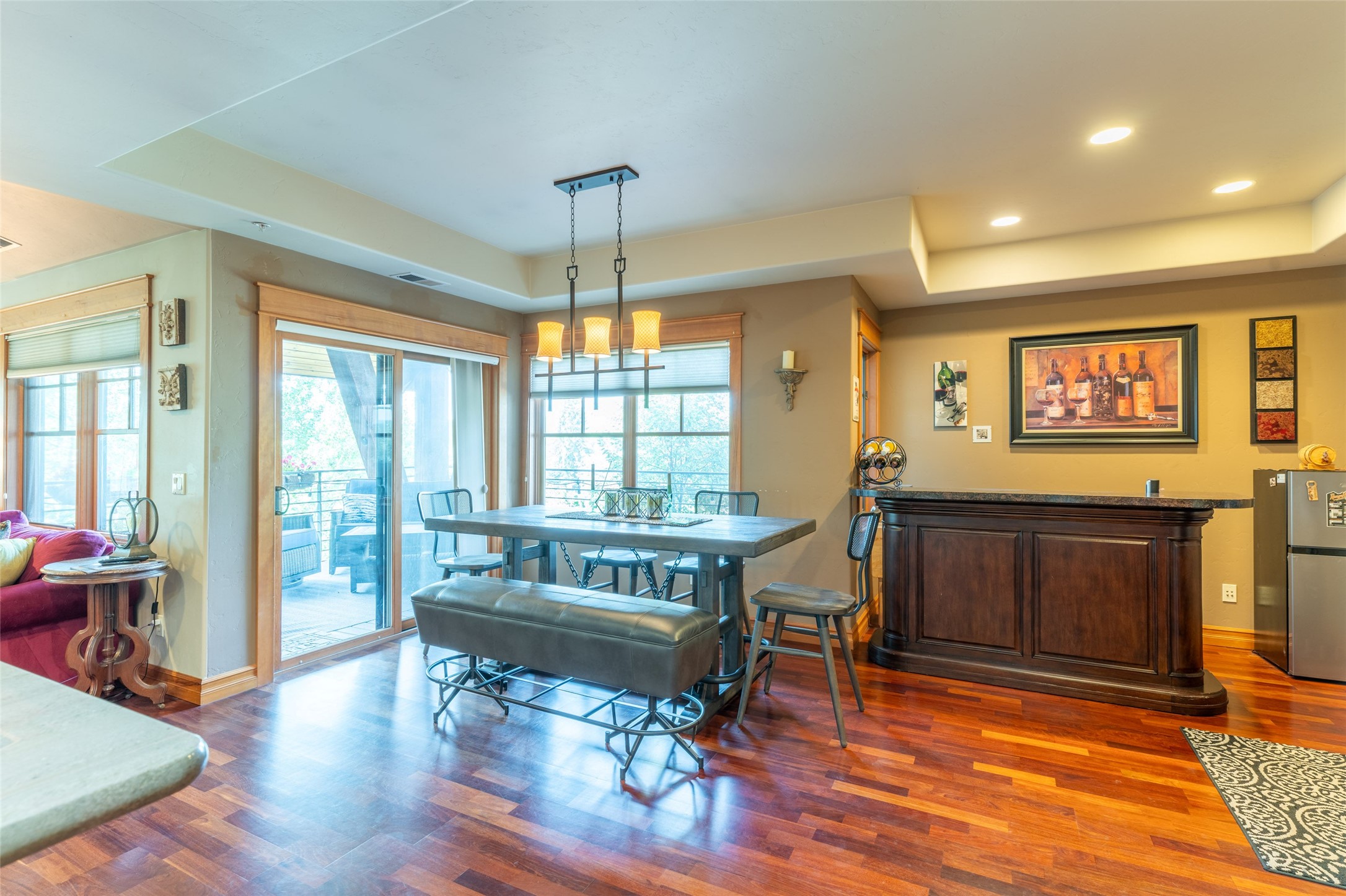 645 Woodland Place 9