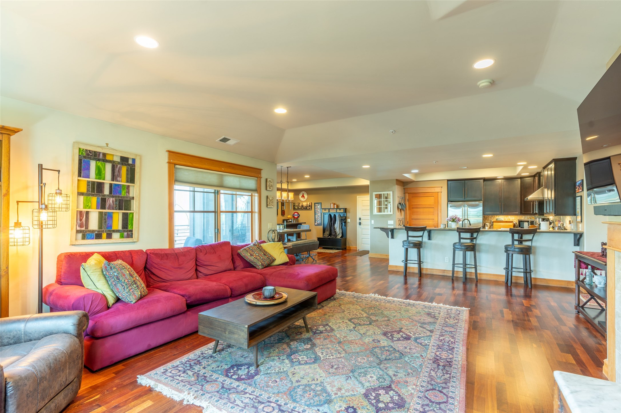 645 Woodland Place 9