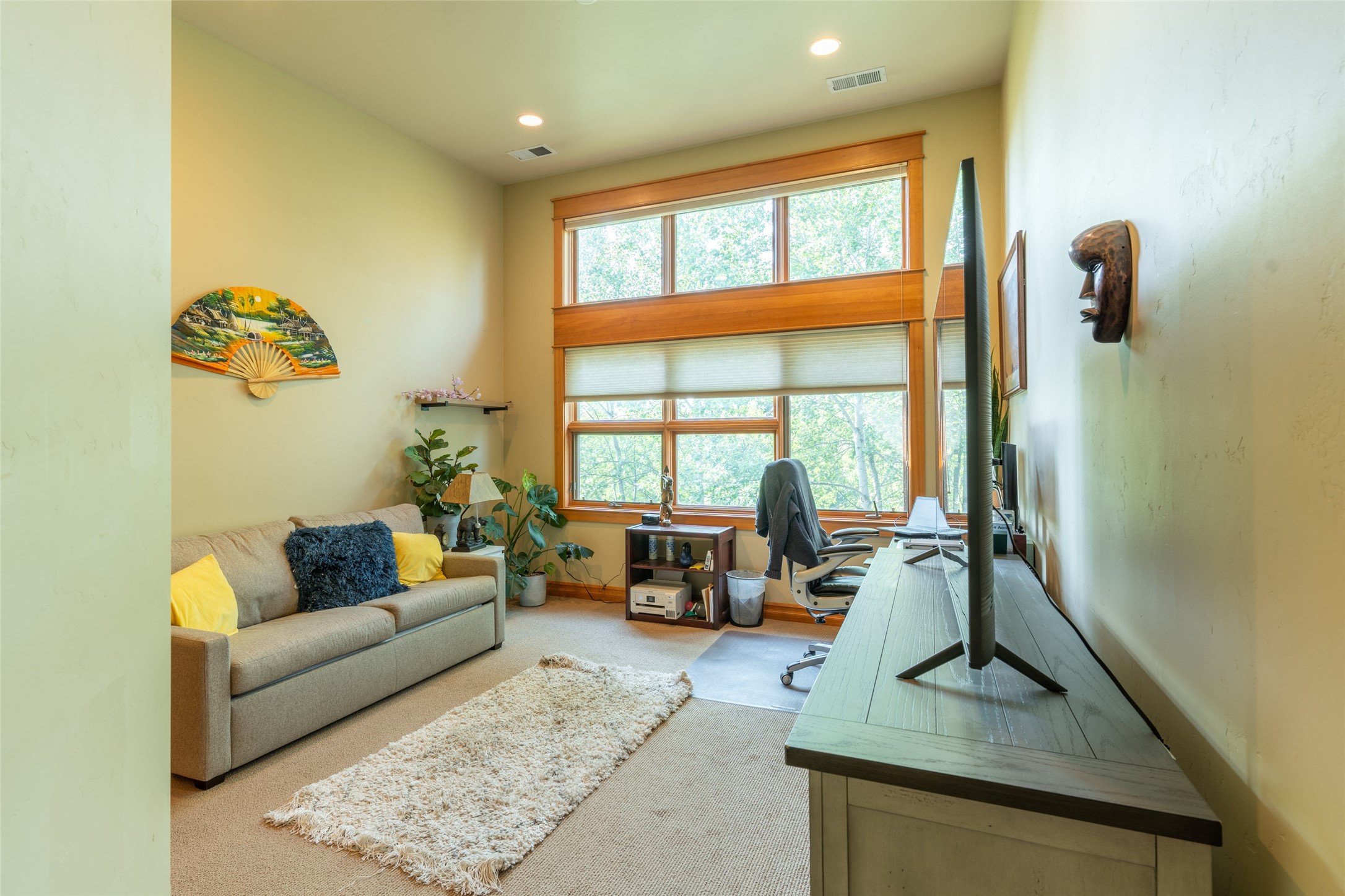 645 Woodland Place 9