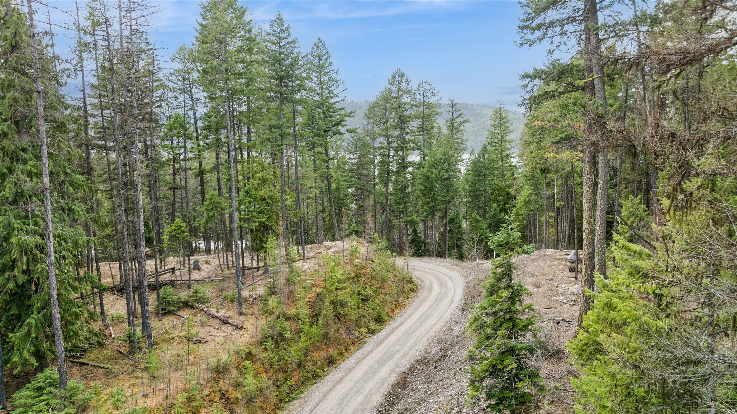 2521 E Lakeshore Drive