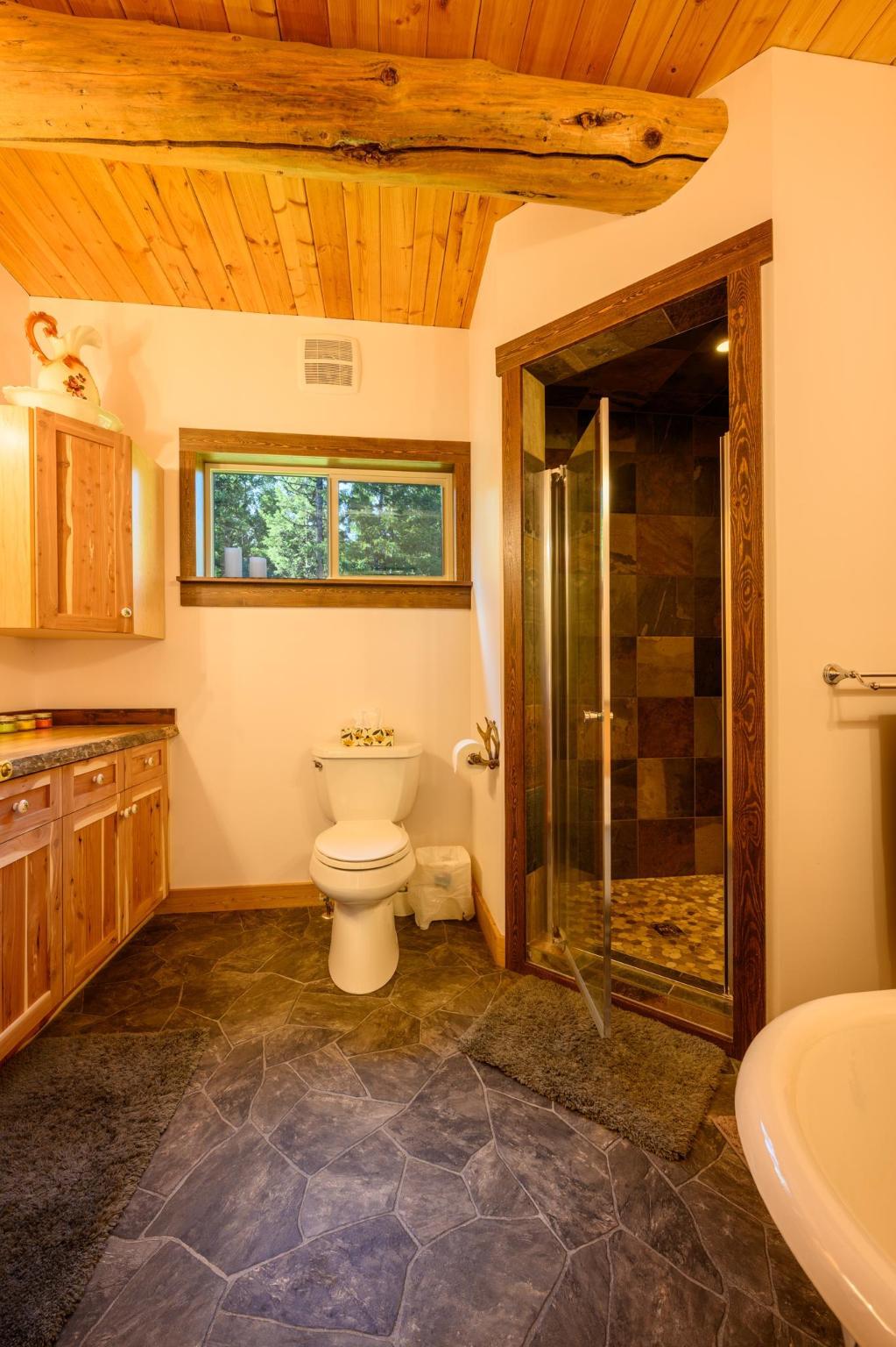 772 Moonshine Mountain Trail