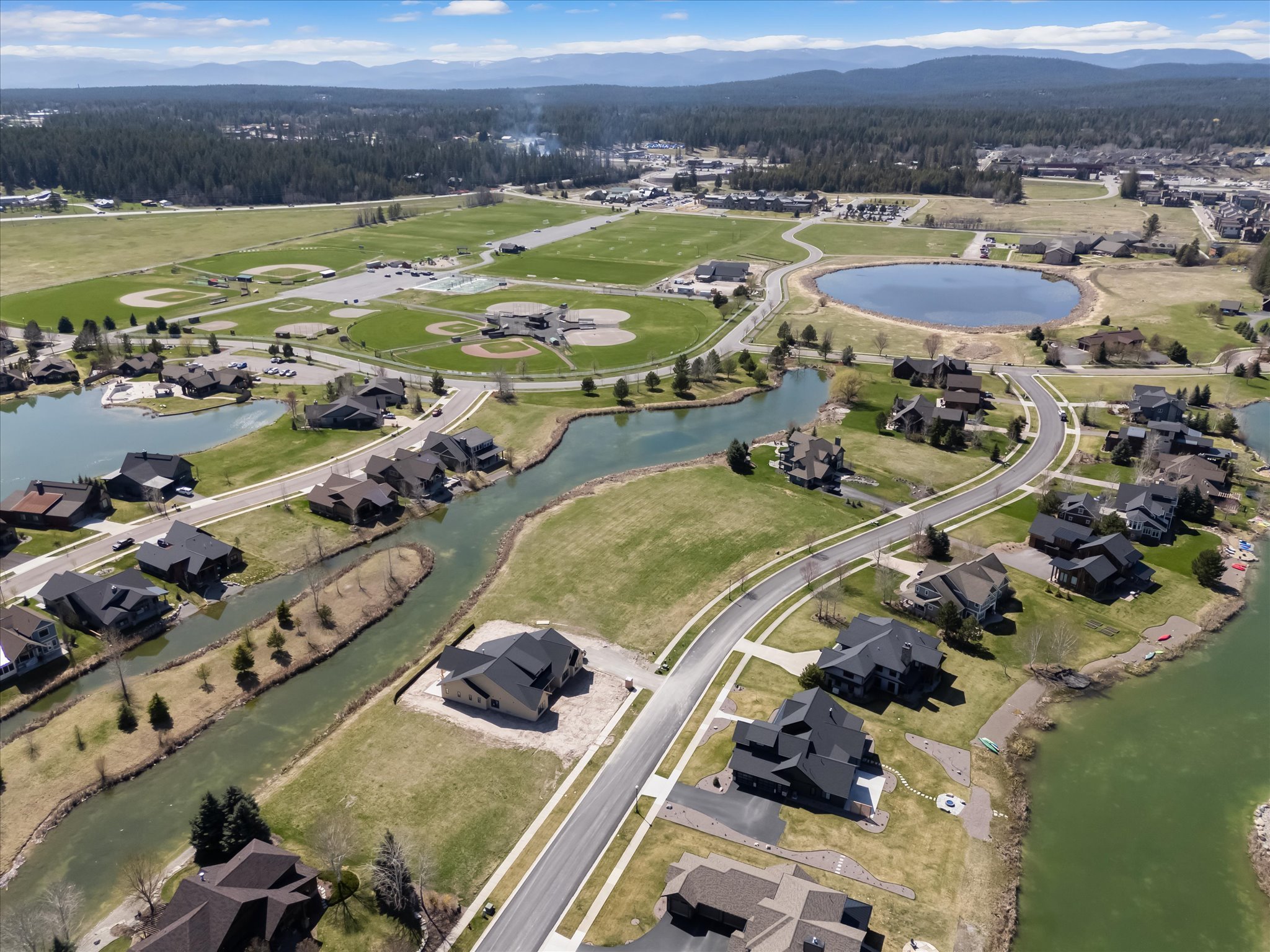 3059 River Lakes Drive