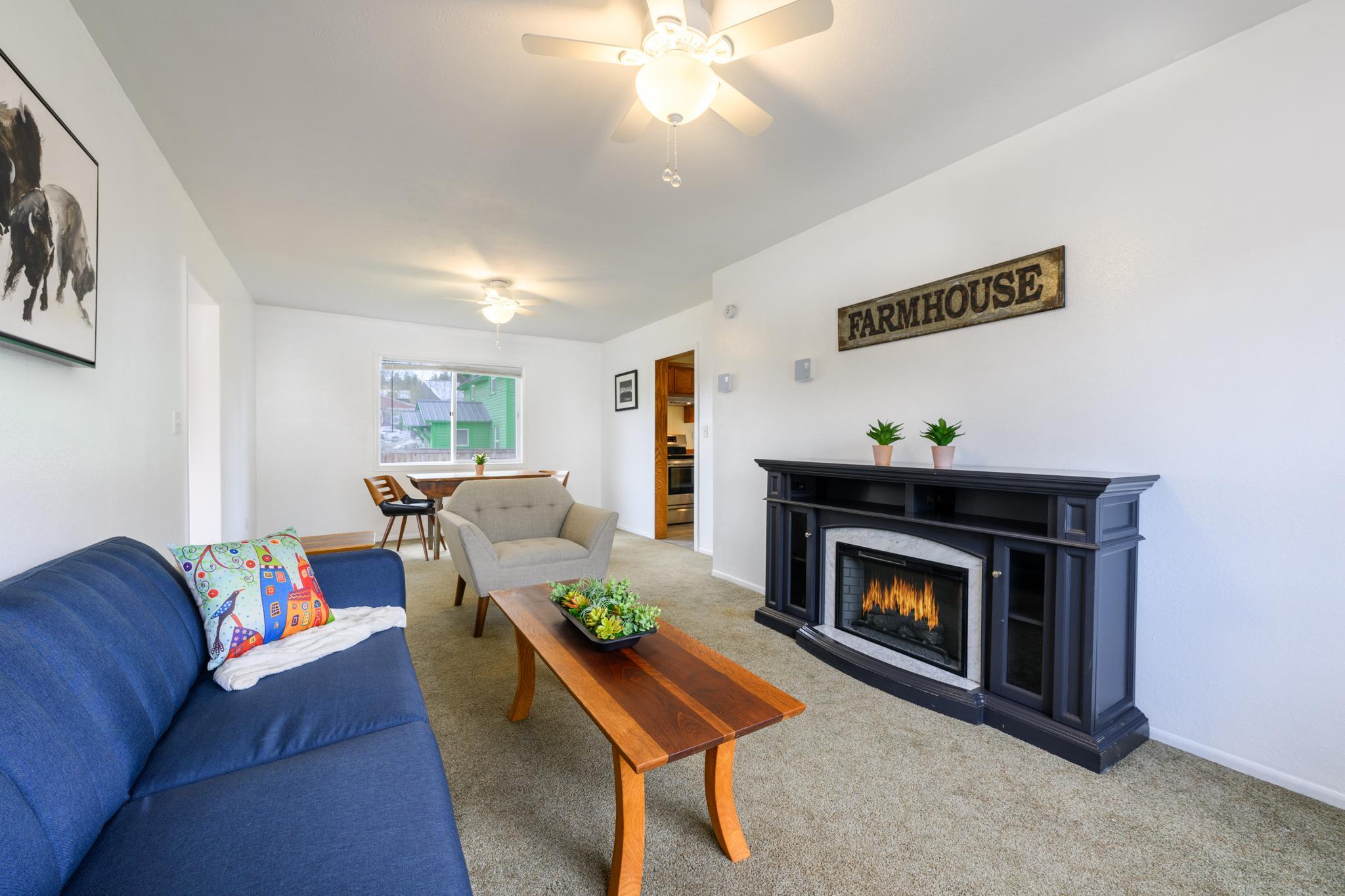 119 4th Street E