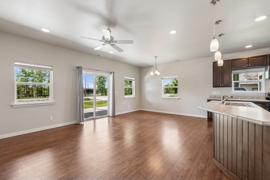 724 Edgewood Place 4A