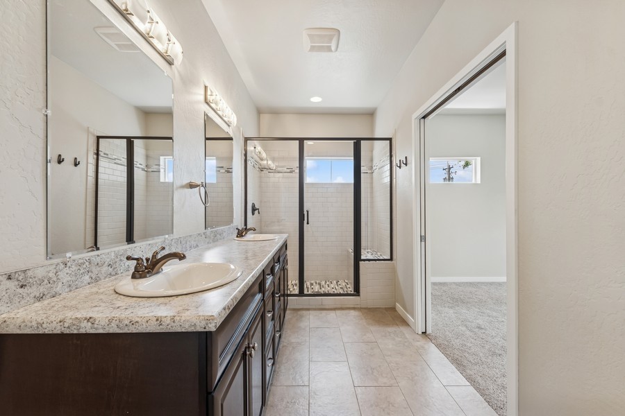 724 Edgewood Place 4A