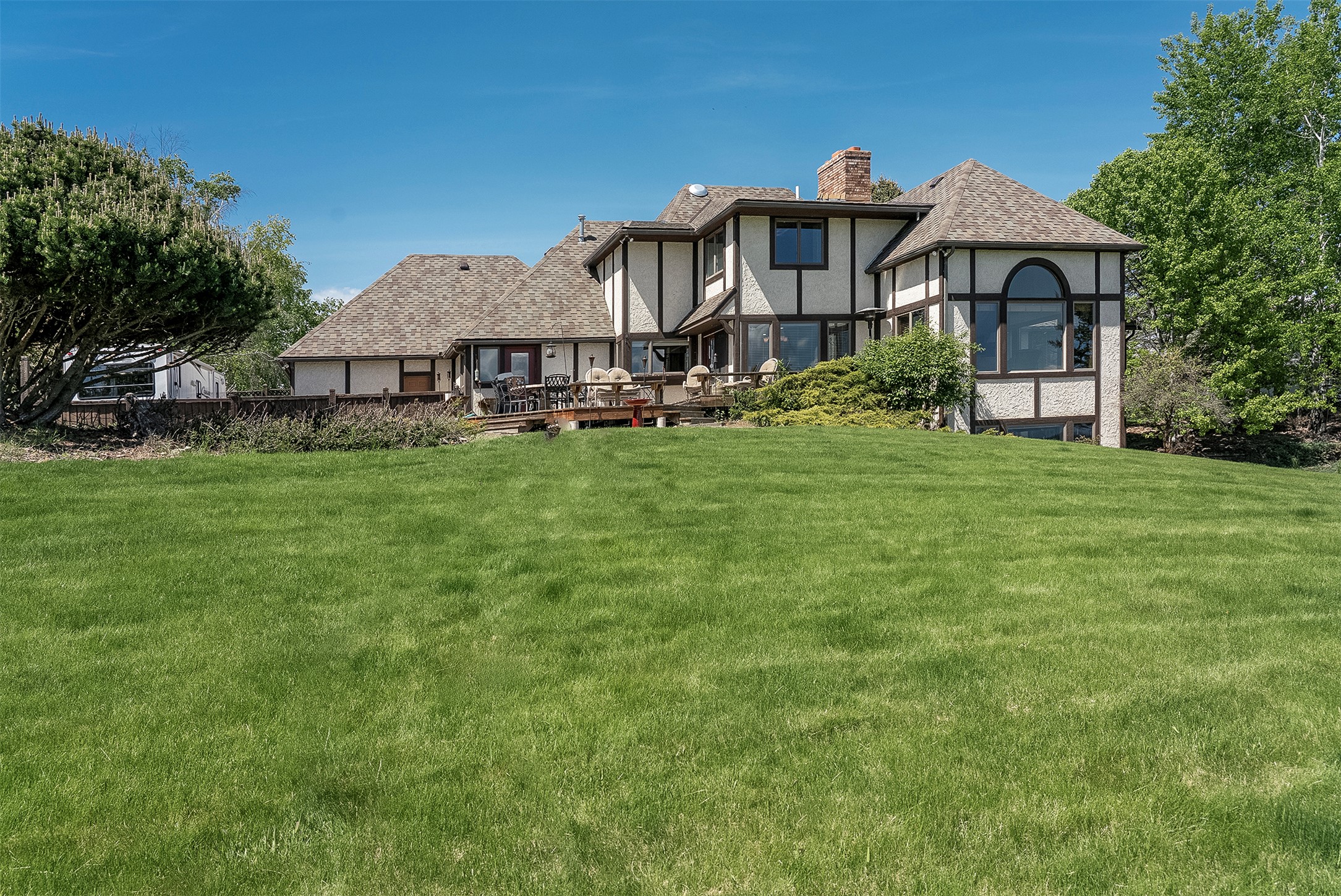 215 Somerset Drive