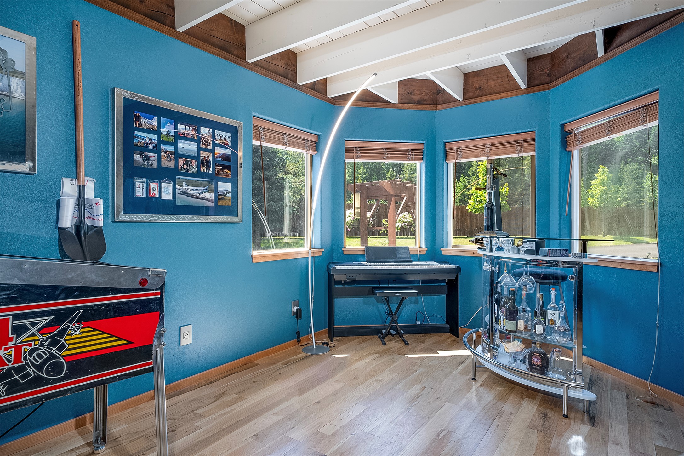 2075 Lion Mountain Loop Road