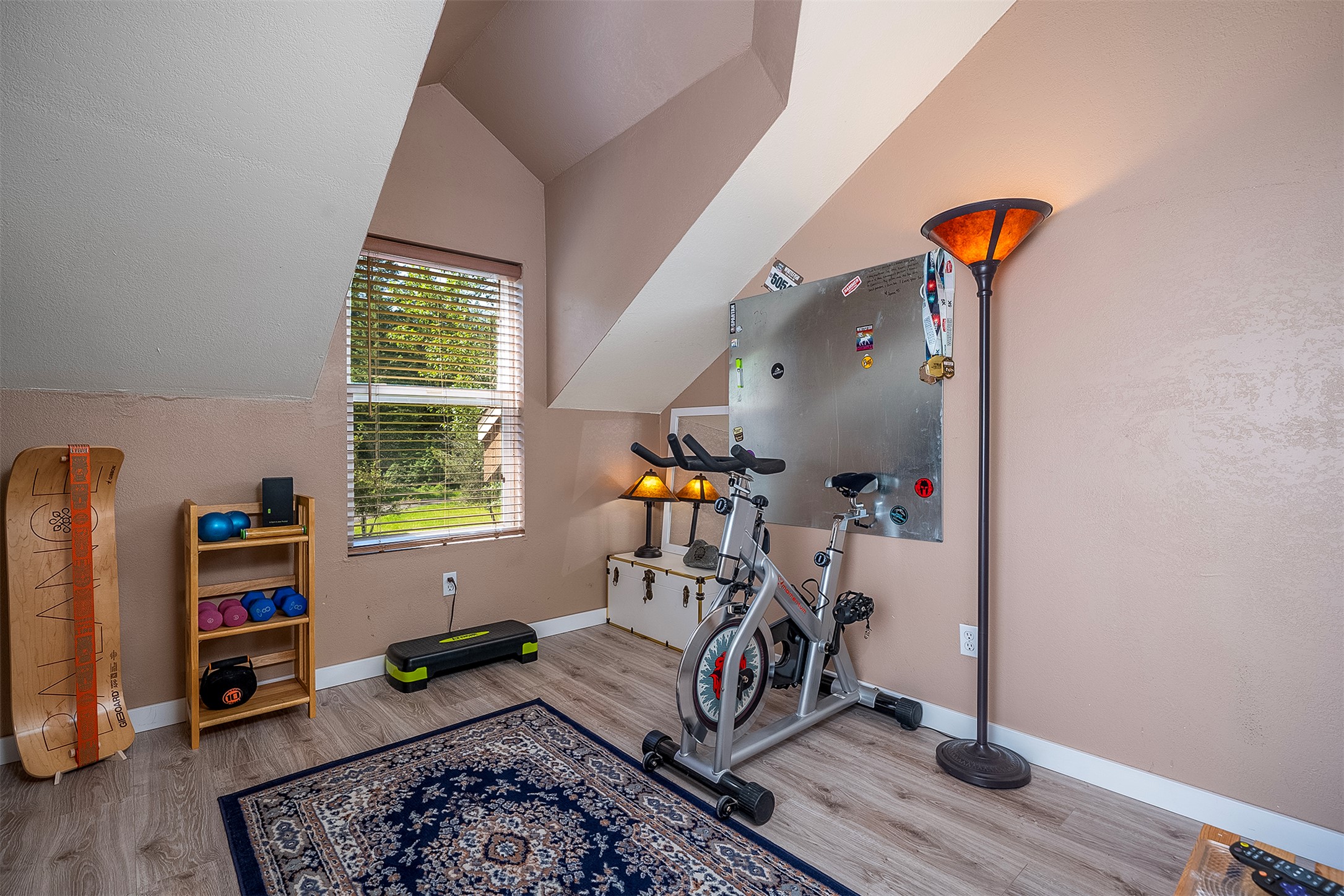 2075 Lion Mountain Loop Road