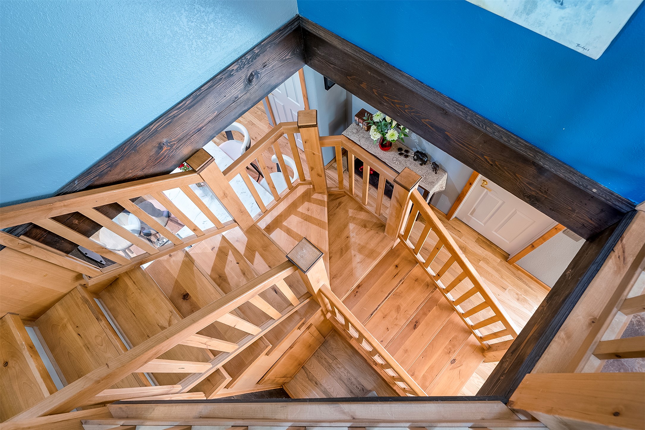 2075 Lion Mountain Loop Road