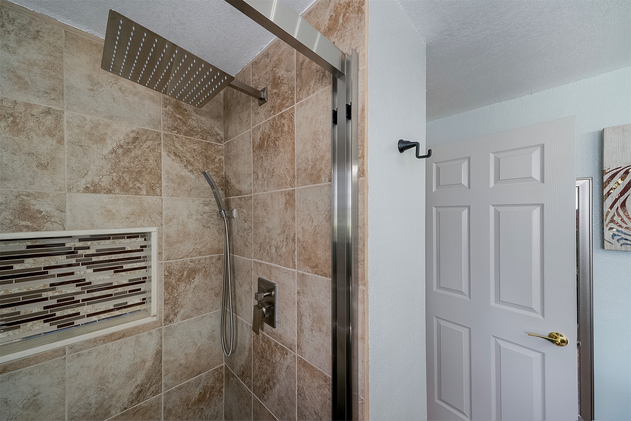 2075 Lion Mountain Loop Road