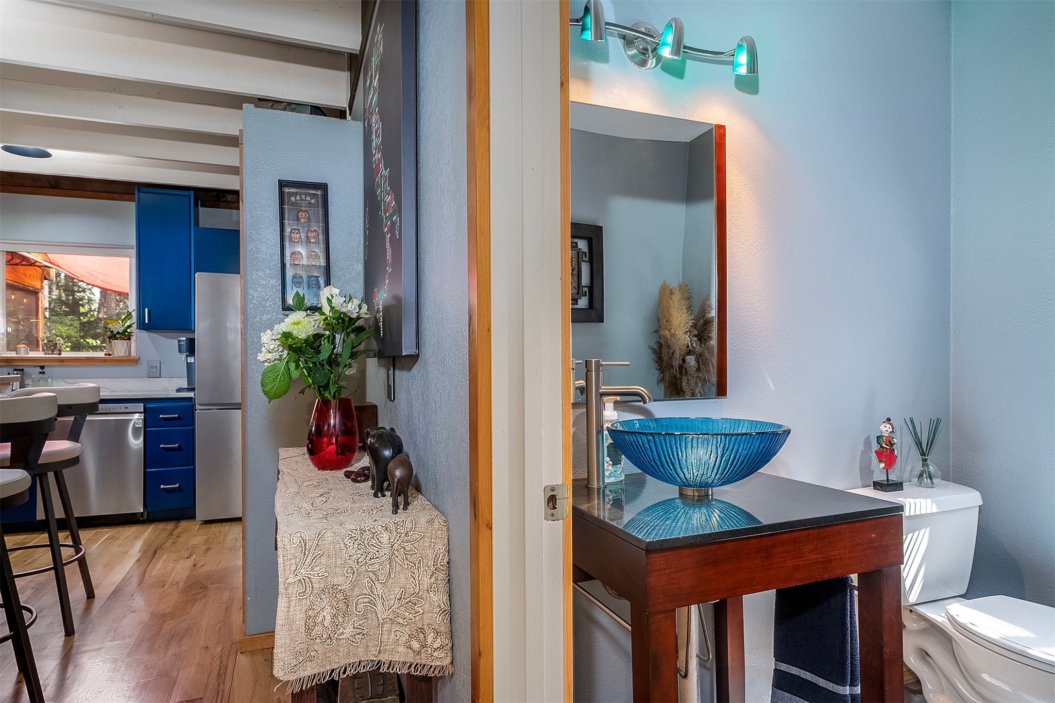 2075 Lion Mountain Loop Road