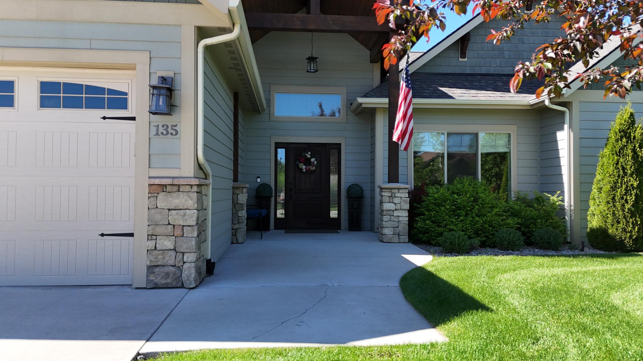 135 E Swift Creek Way