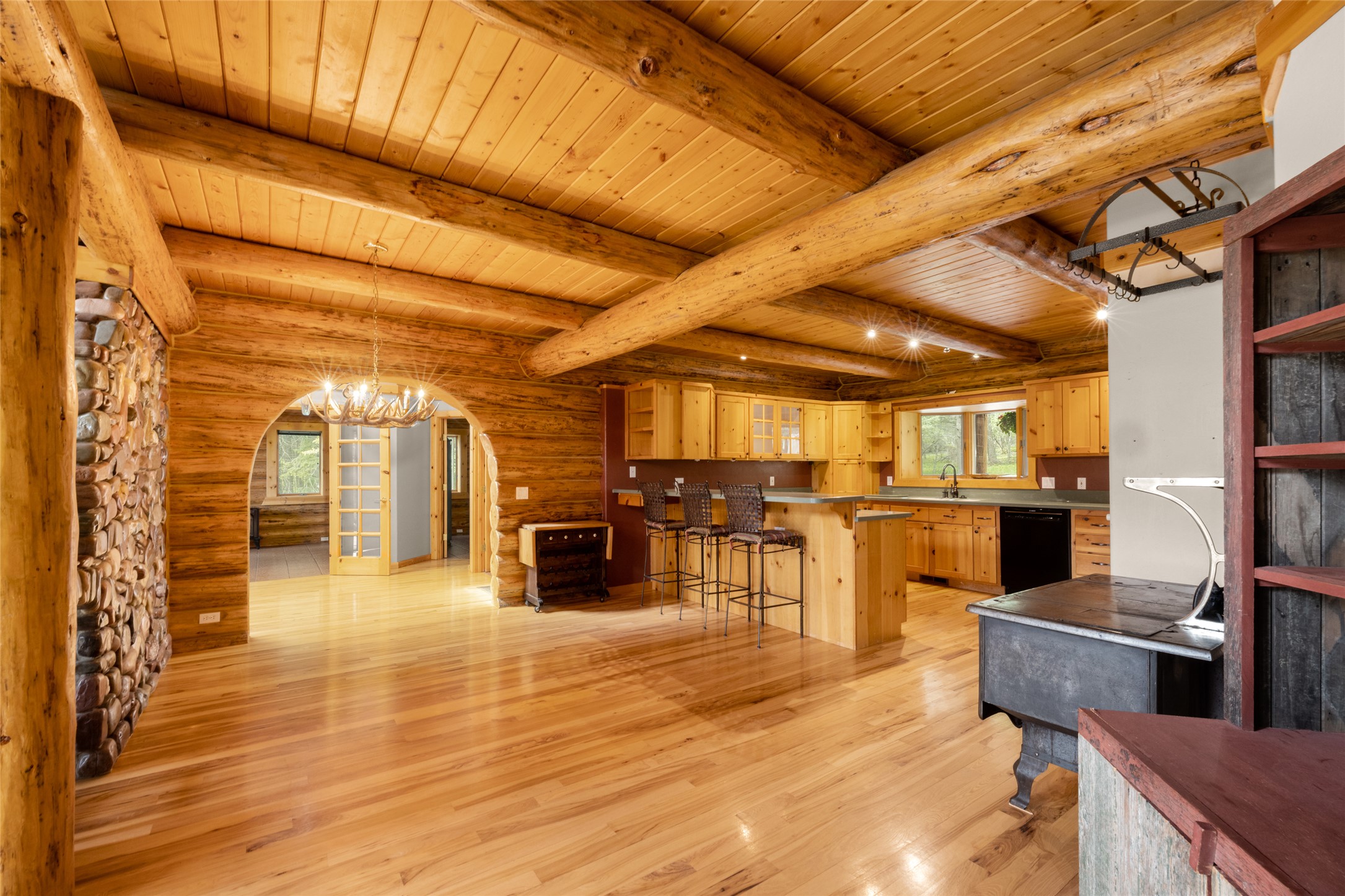 1473 Foothill Road