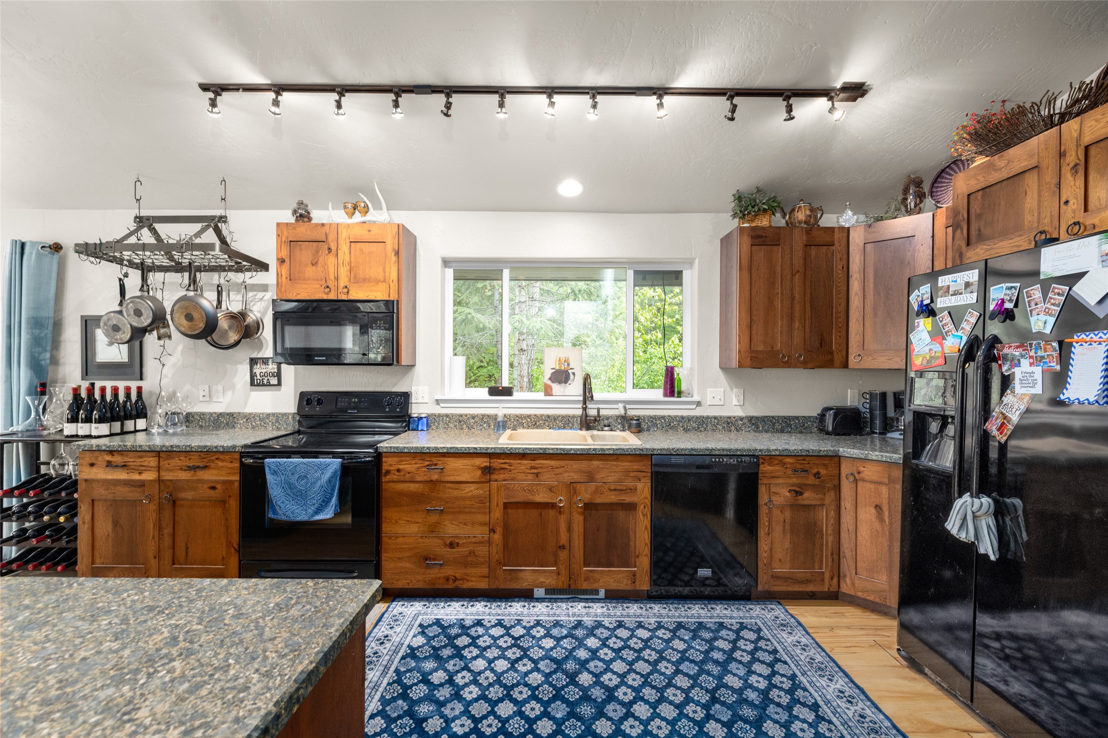 1473 Foothill Road