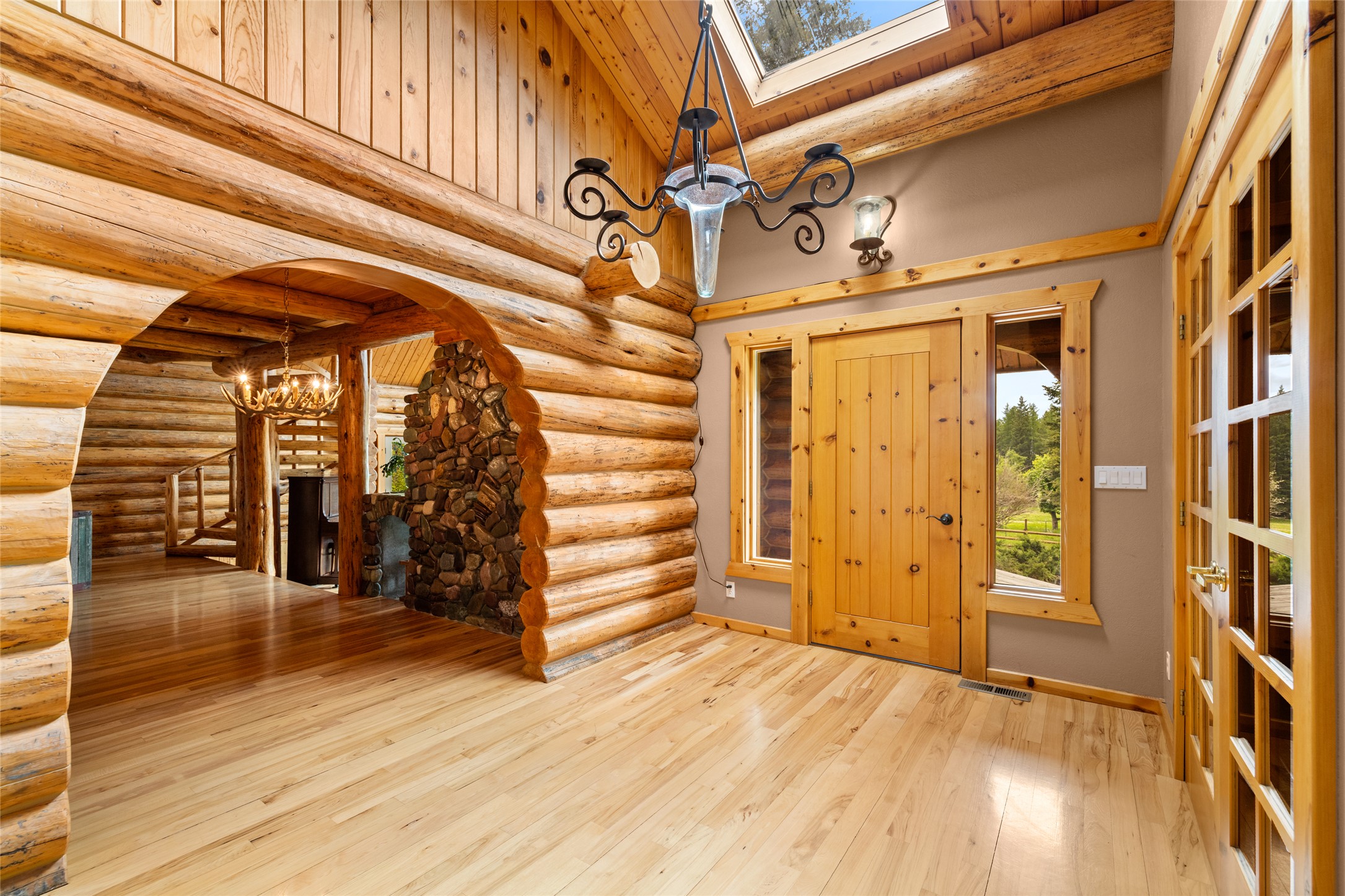 1473 Foothill Road