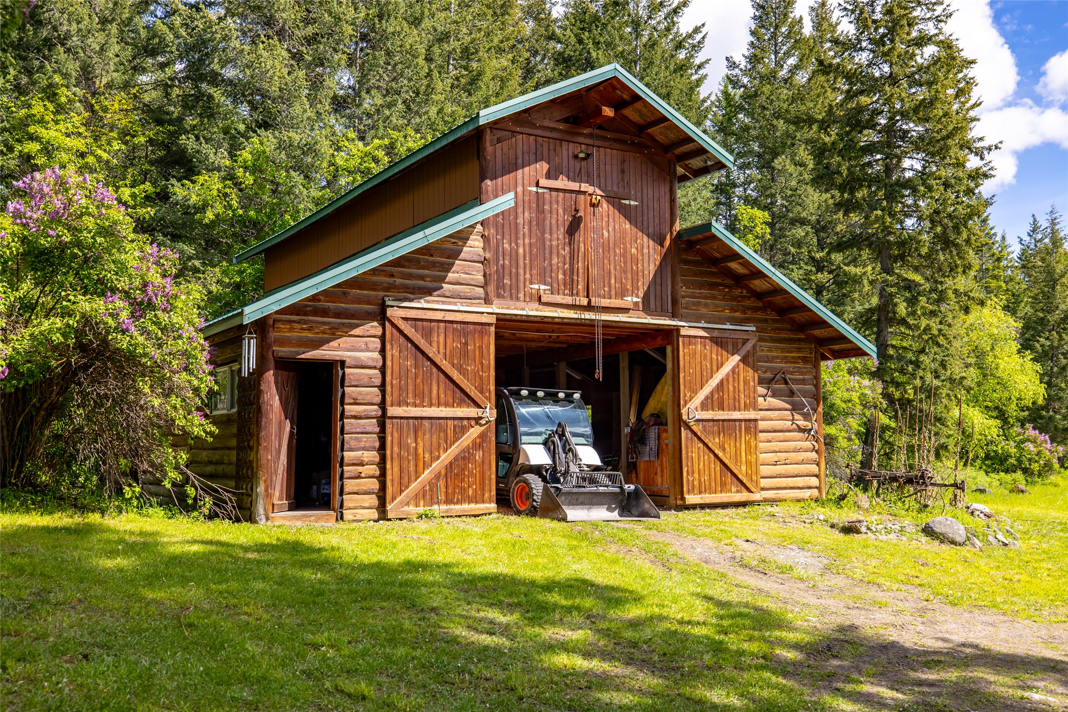 1473 Foothill Road