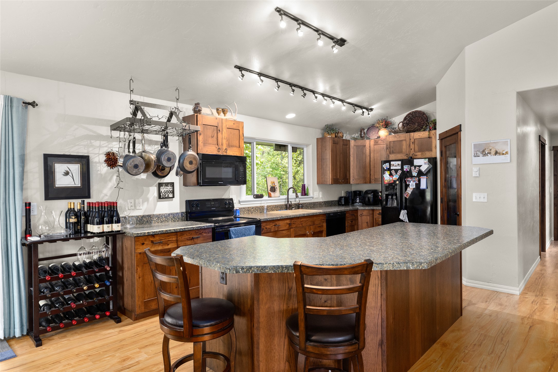 1473 Foothill Road
