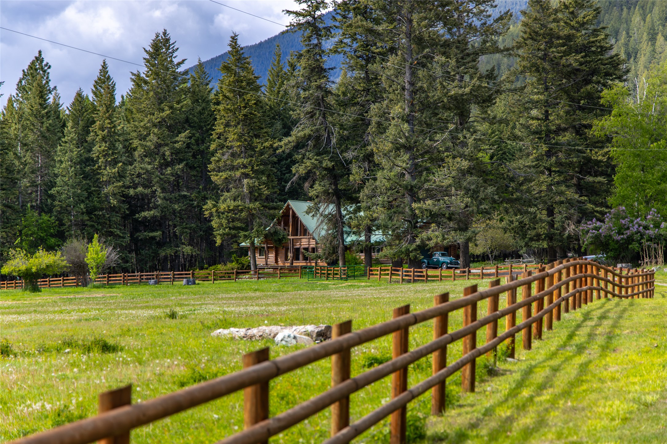 1473 Foothill Road