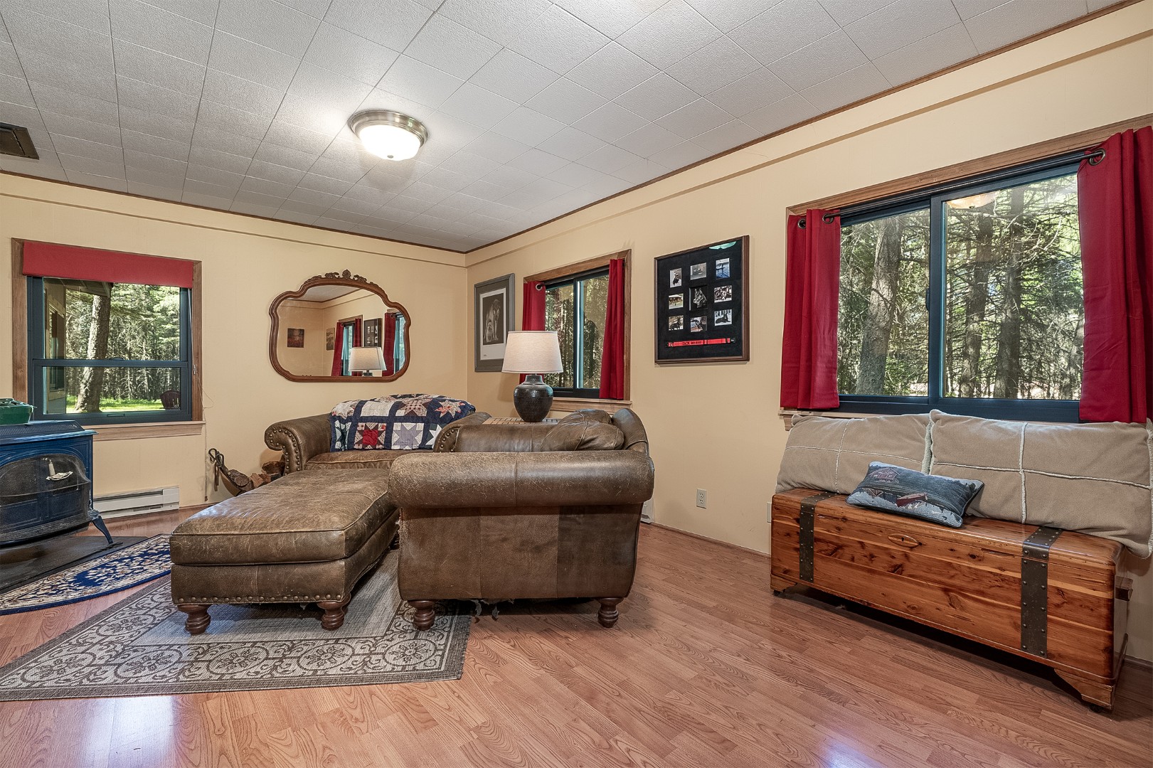 785 La Brant Road