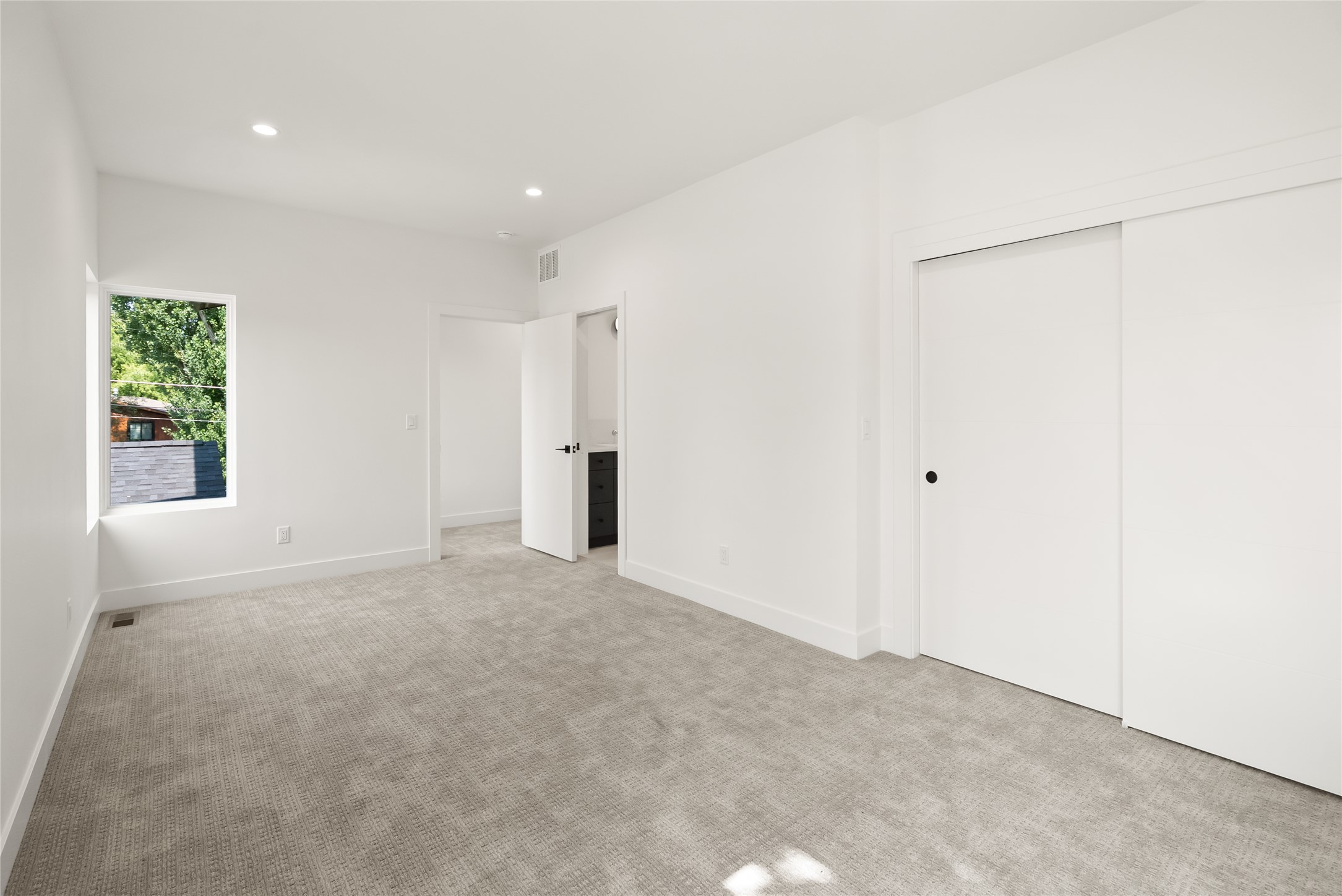 824 10th Street