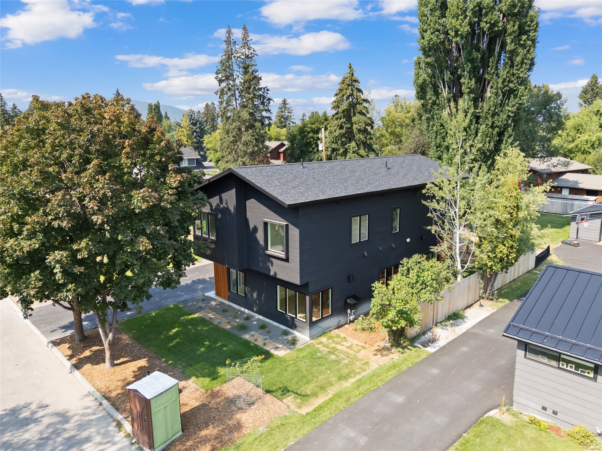 824 10th Street