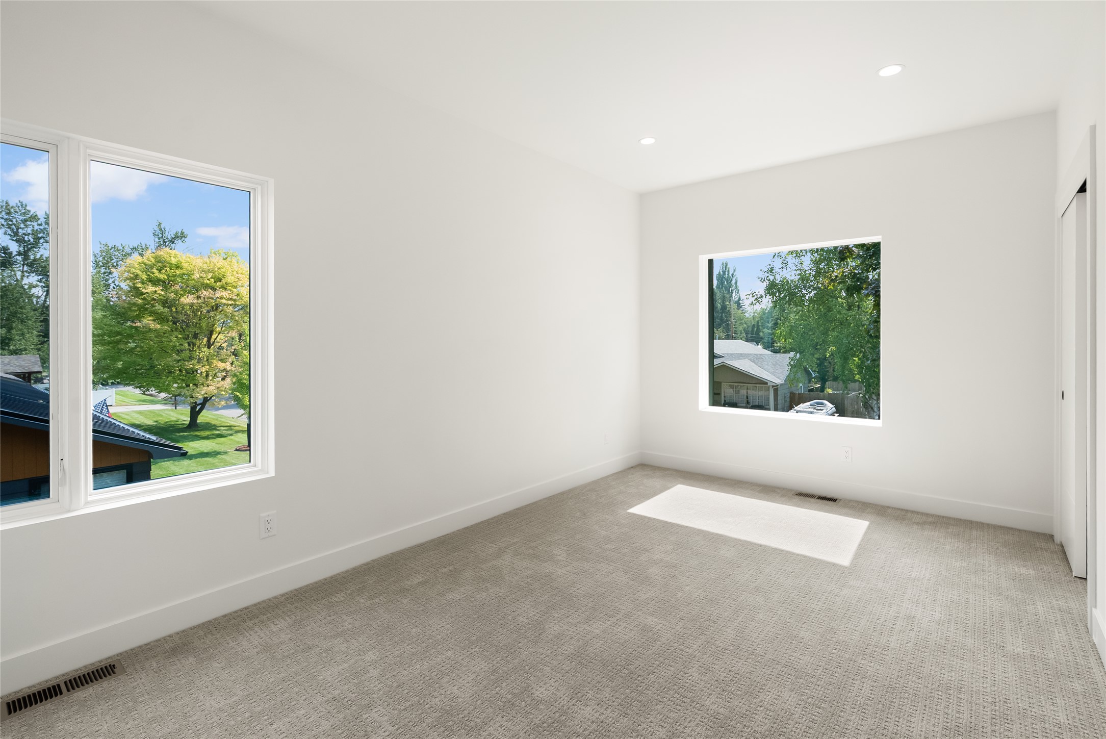 824 10th Street