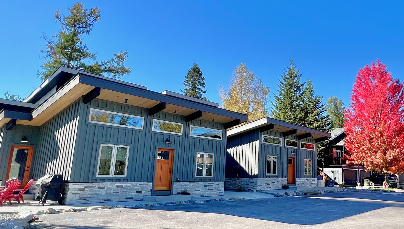1331 Nelson Lane Cabins H & I
