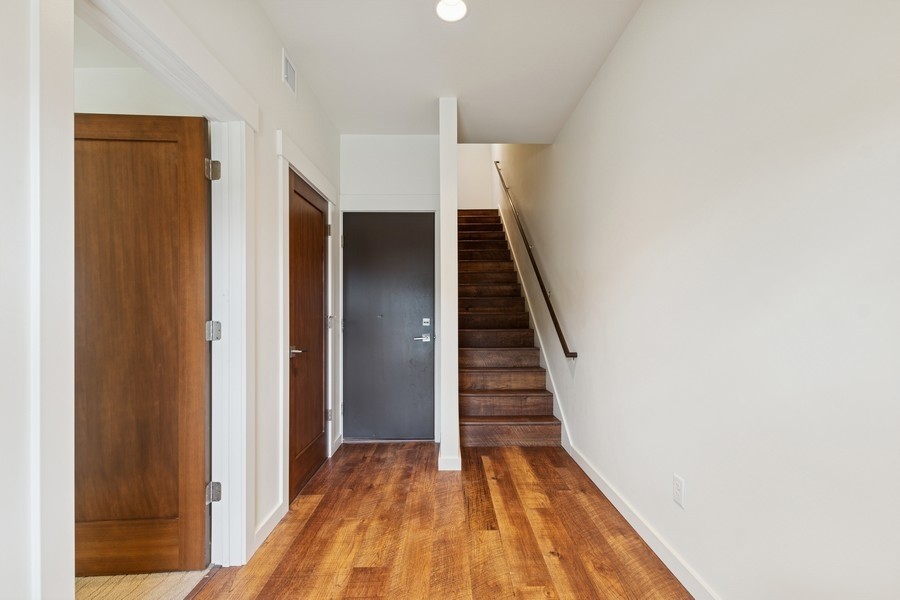 147 Hawthorne Court B