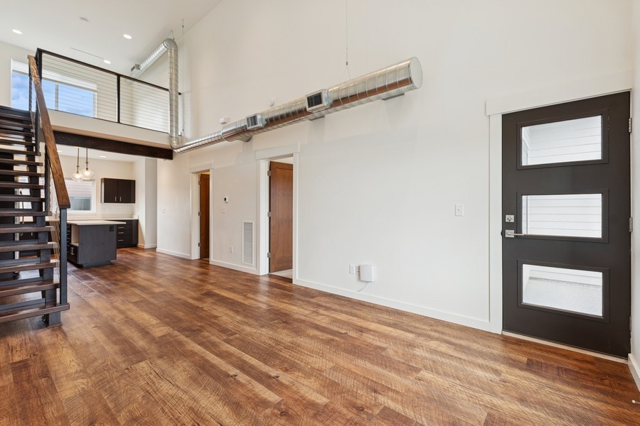 147 Hawthorne Court B