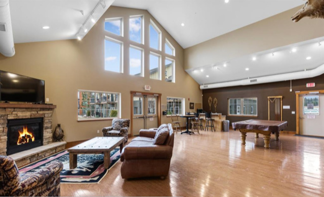 147 Hawthorne Court B