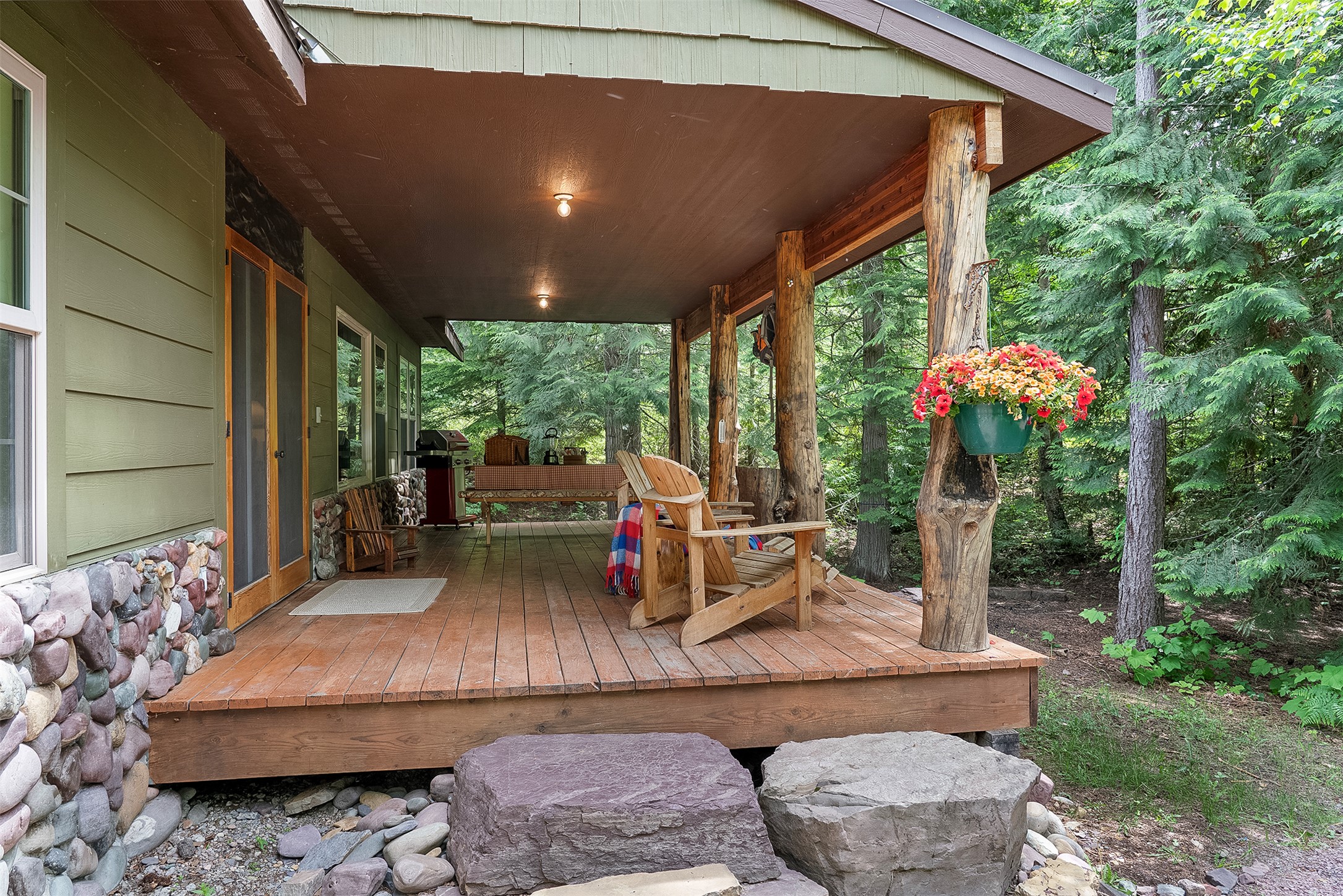983 Lake Drive