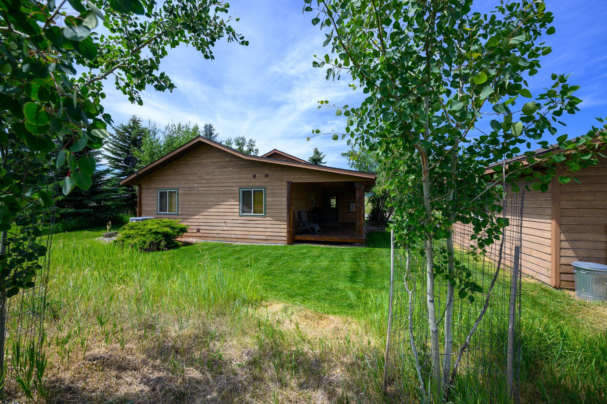 192 Leonard Lane