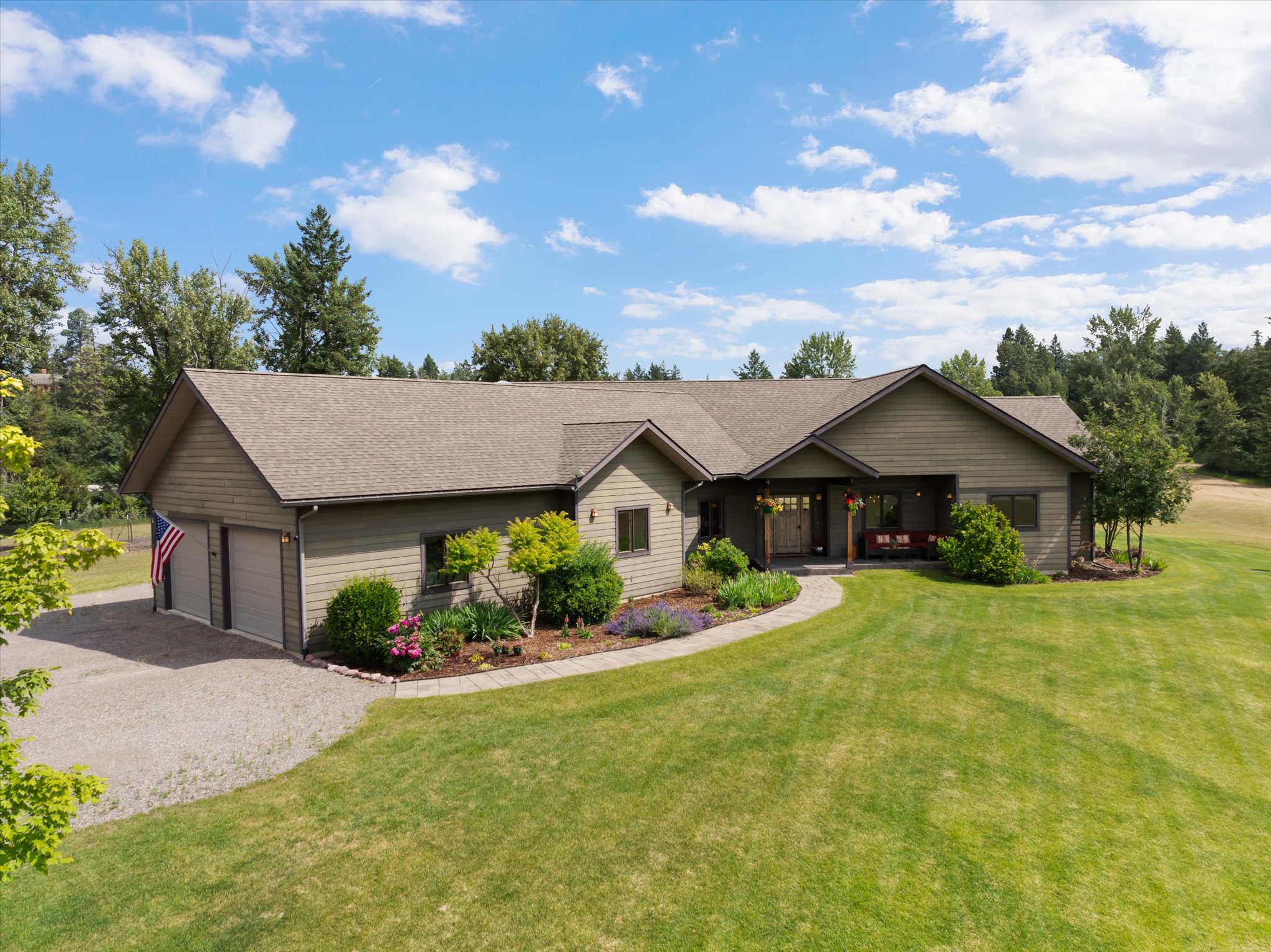 1398 Waters Edge Way