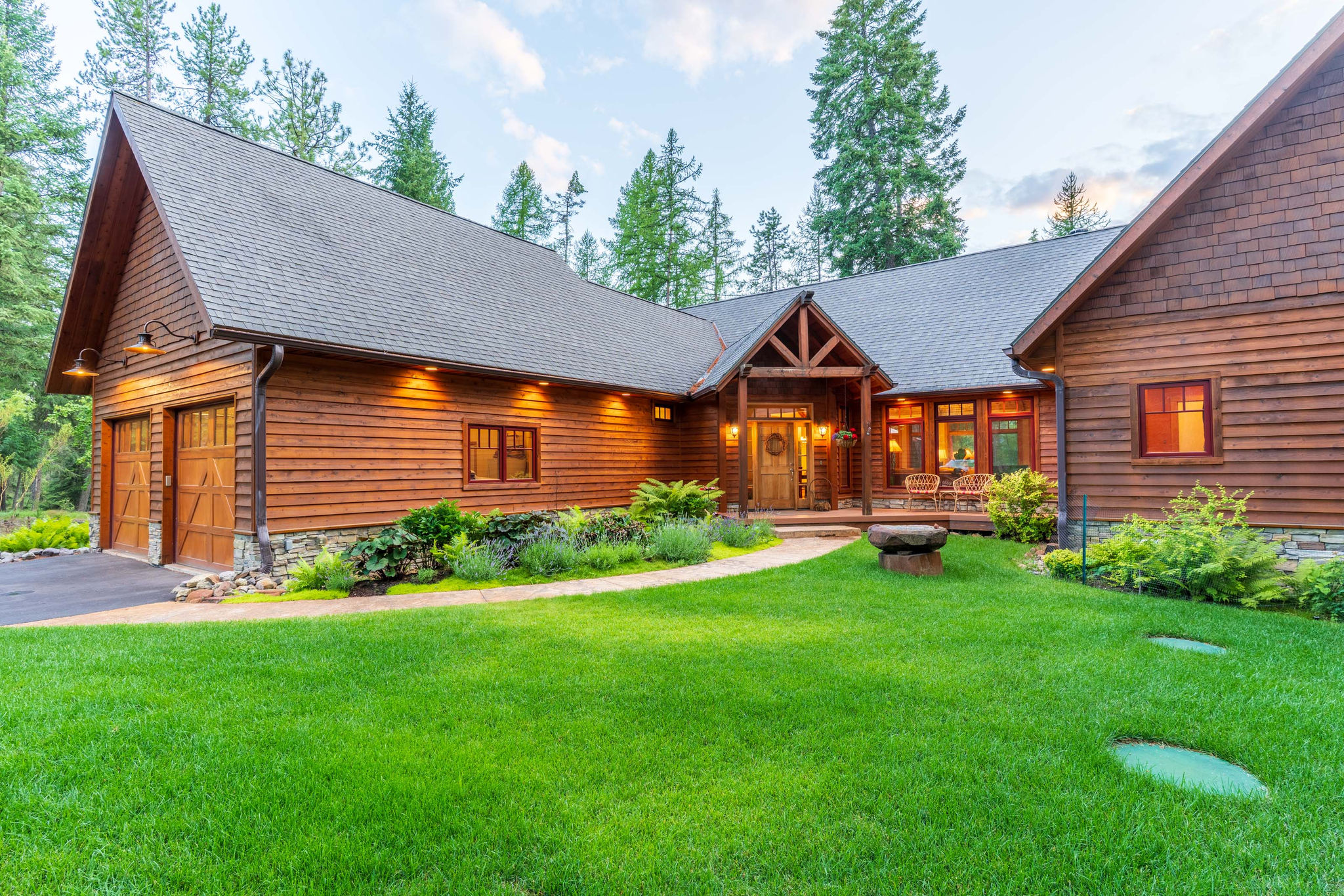 2506 E Lakeshore Drive 1