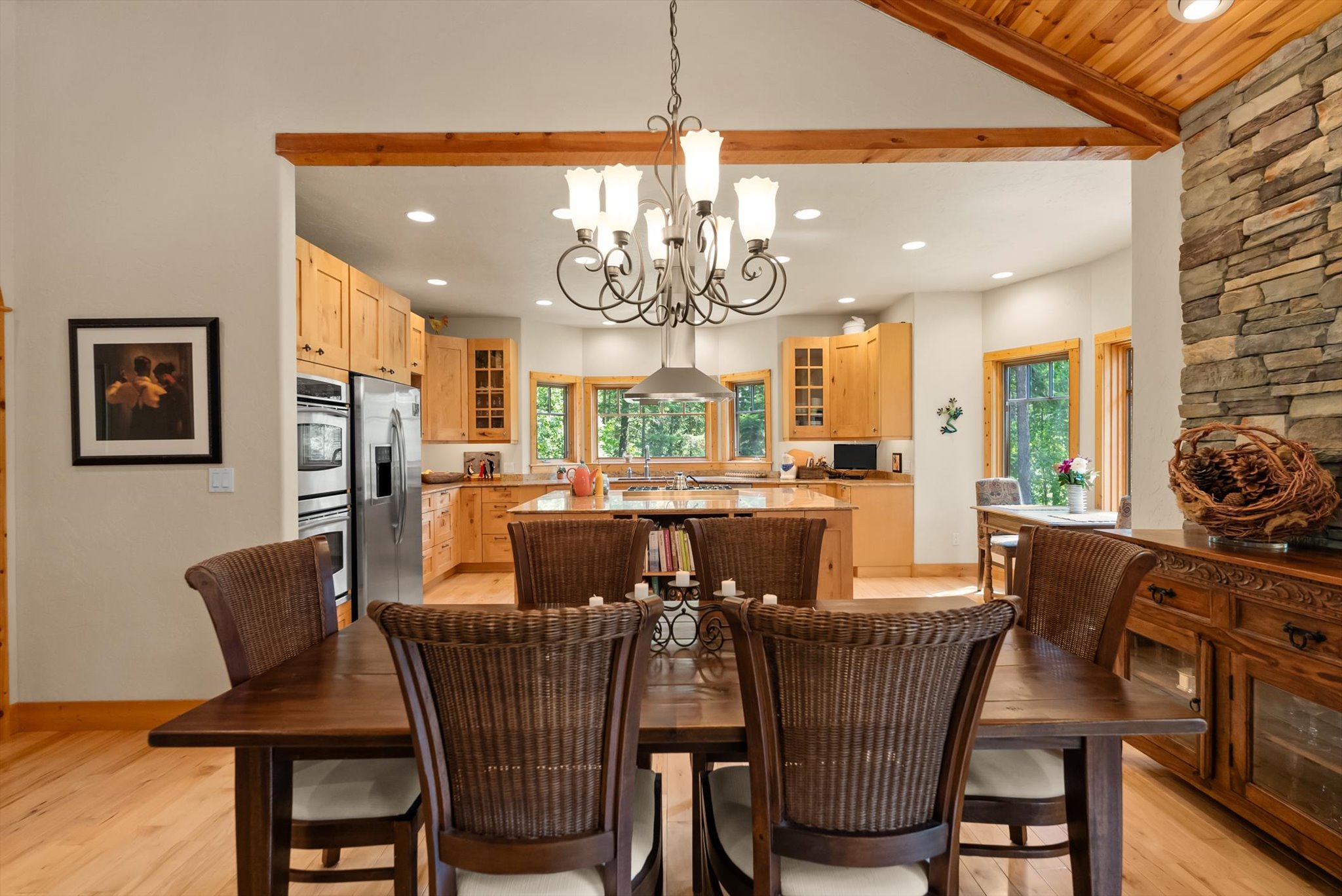 2506 E Lakeshore Drive 