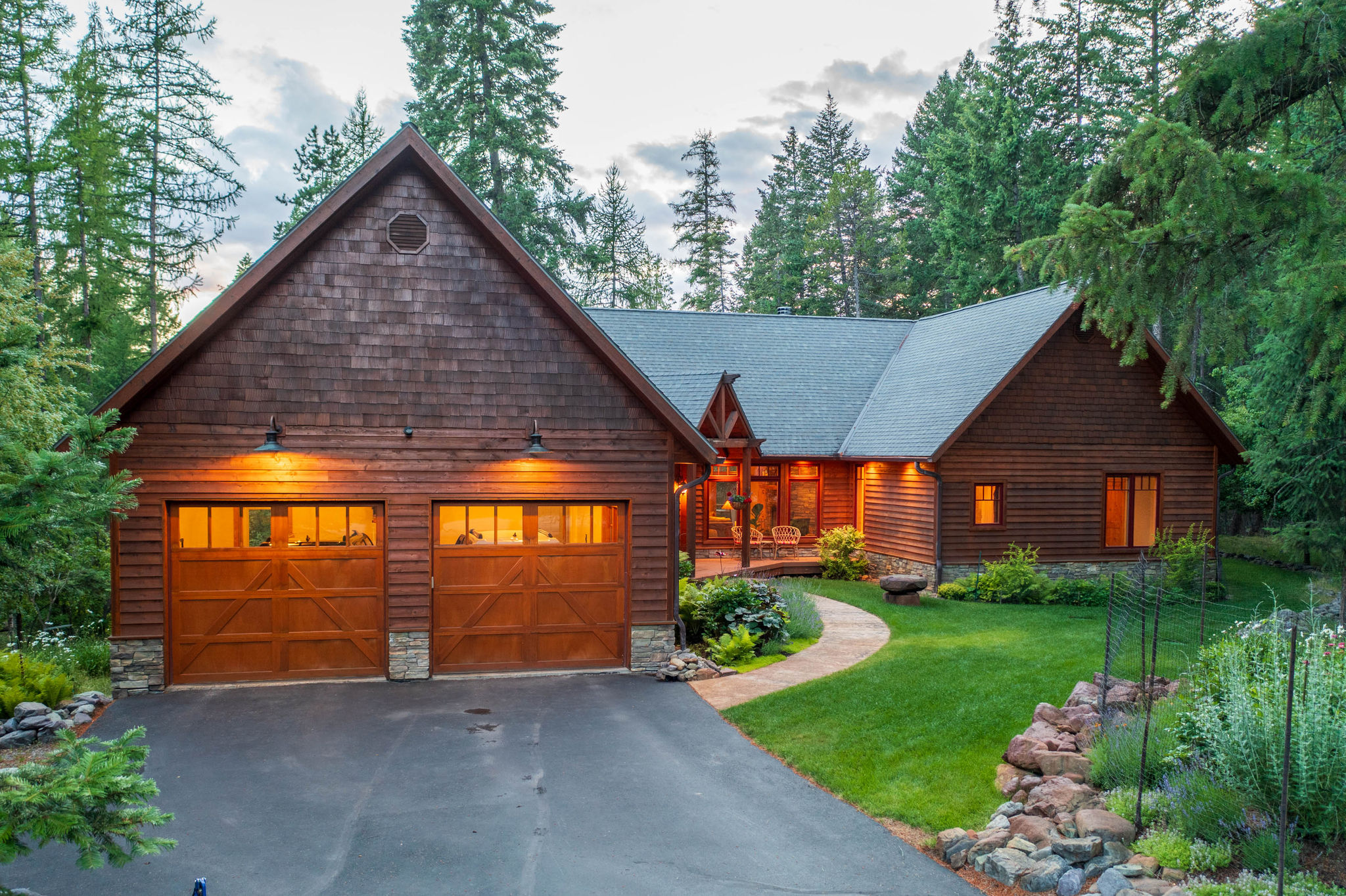 2506 E Lakeshore Drive 