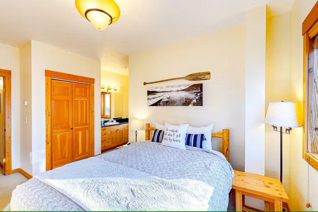 3832 Tamarack Avenue 2B