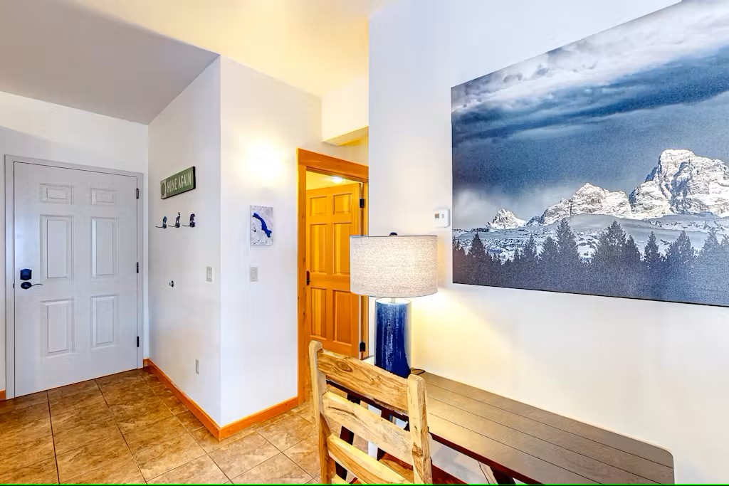 3832 Tamarack Avenue 2B