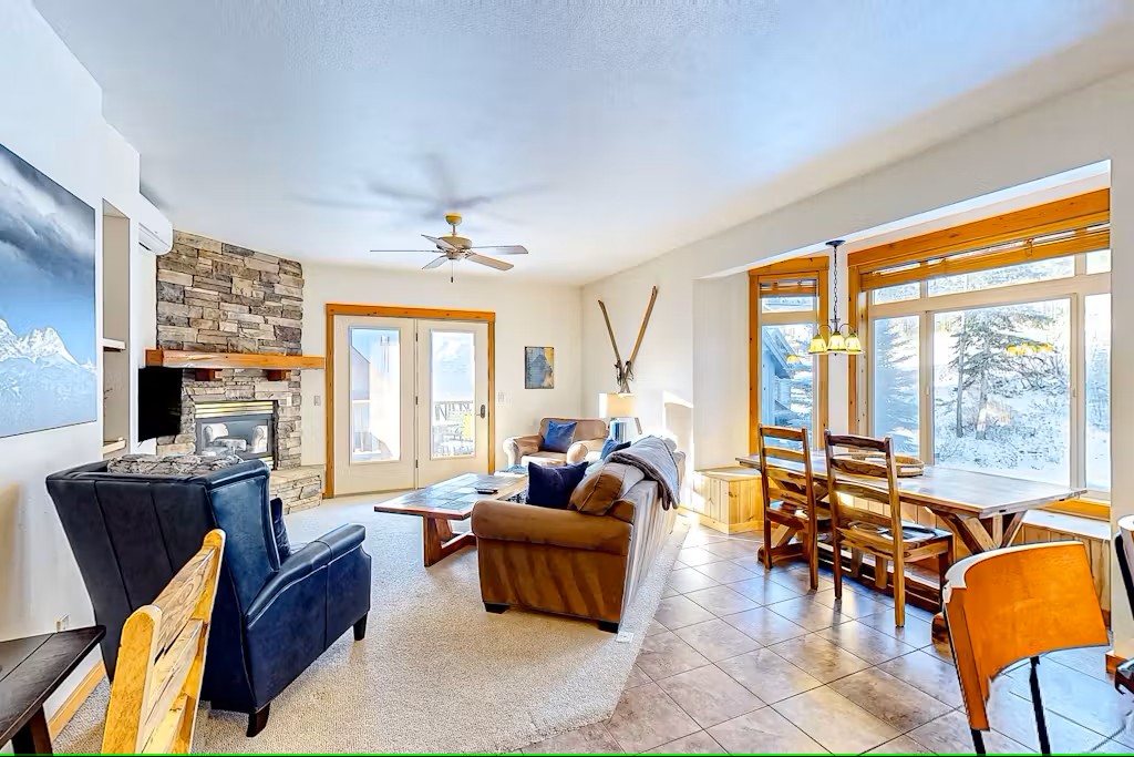 3832 Tamarack Avenue 2B
